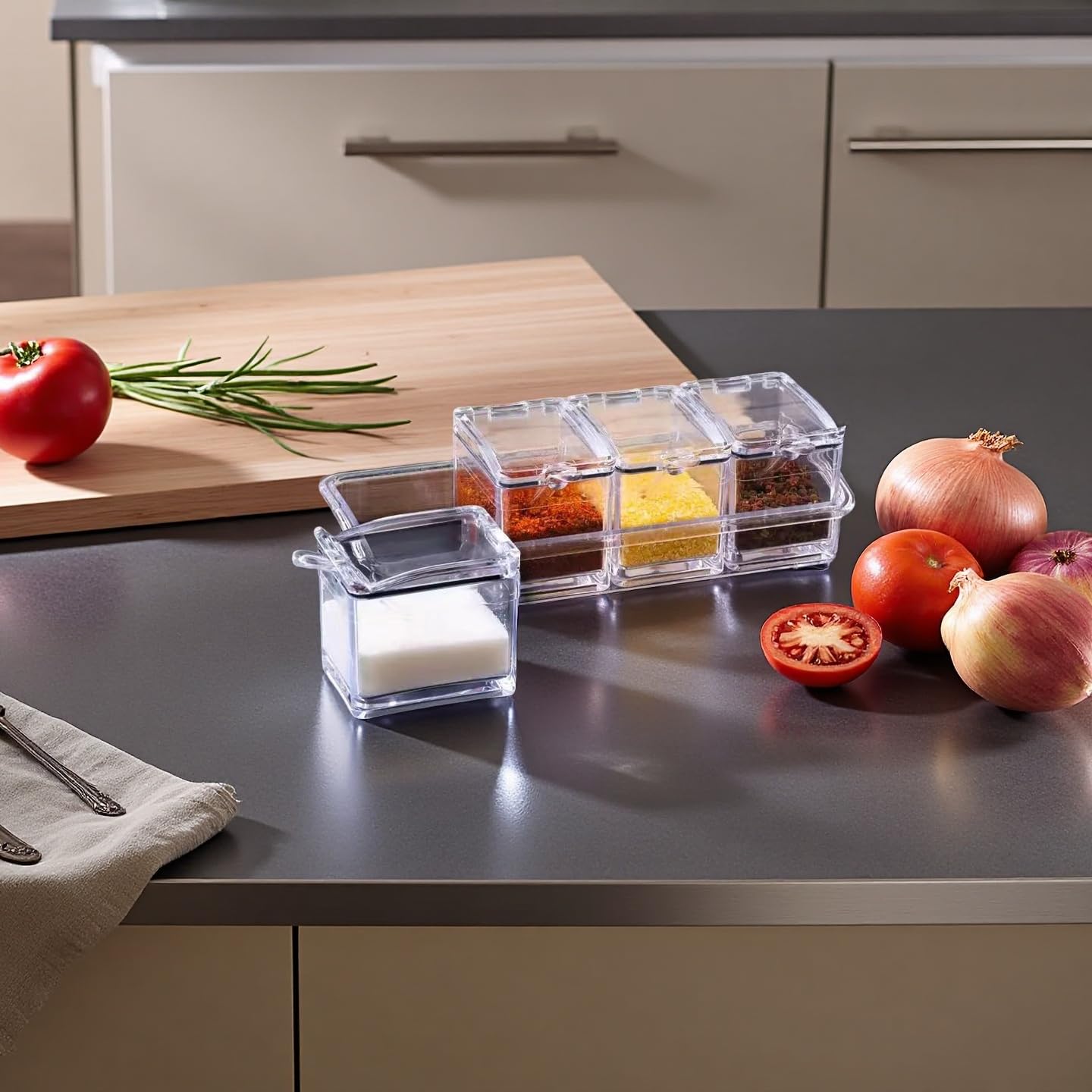 Qulfimea Clear Seasoning Box, 4 Pieces Acrylic Seasoning Rack Spice Jars with Spoons,Storage Container Condiment Jars - Cruet with Cover