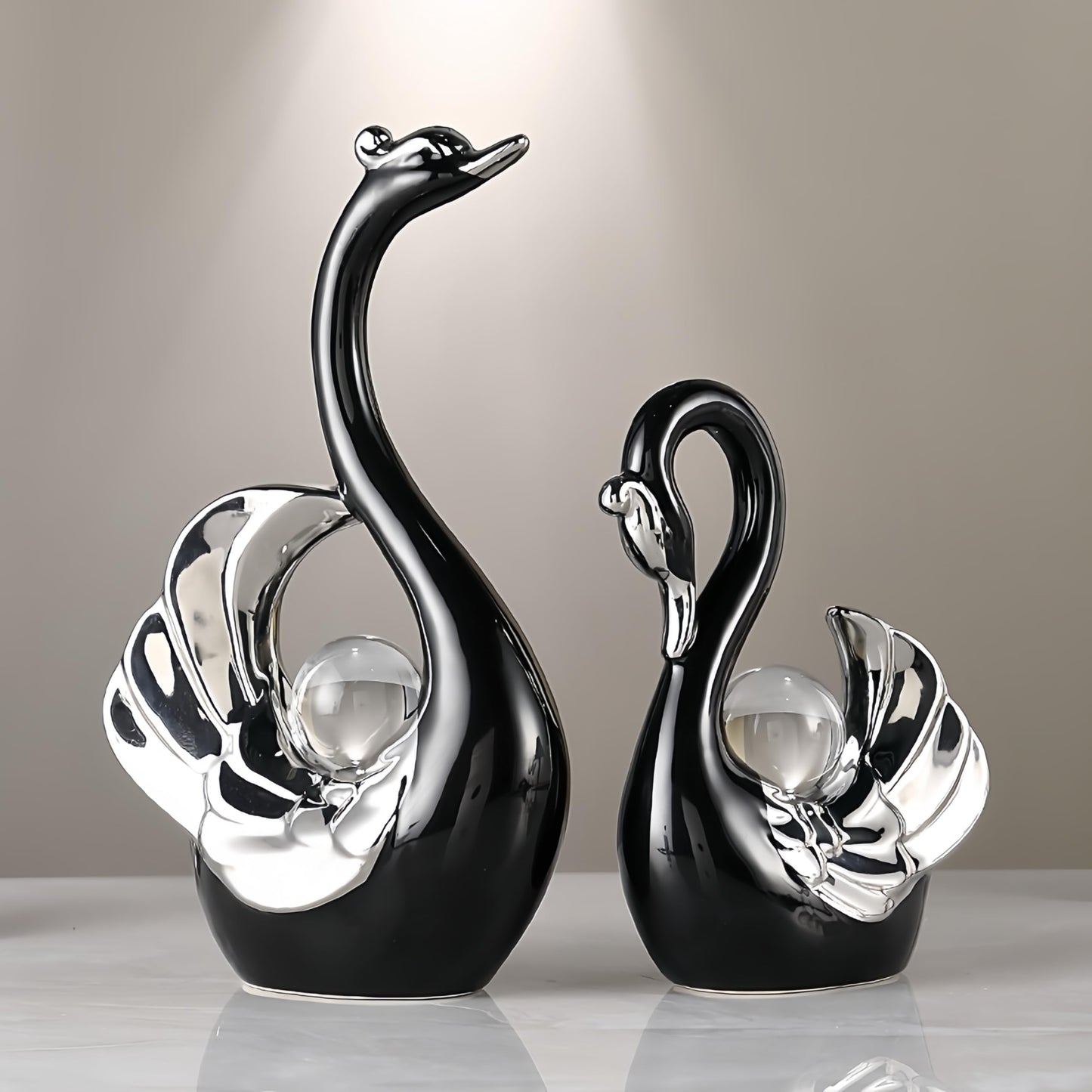 XINDAM A Pair of Swan Figurines Swans Statue with Crystal Ball Model Home Office Display Decorative Craft Living Room Decor (Black)