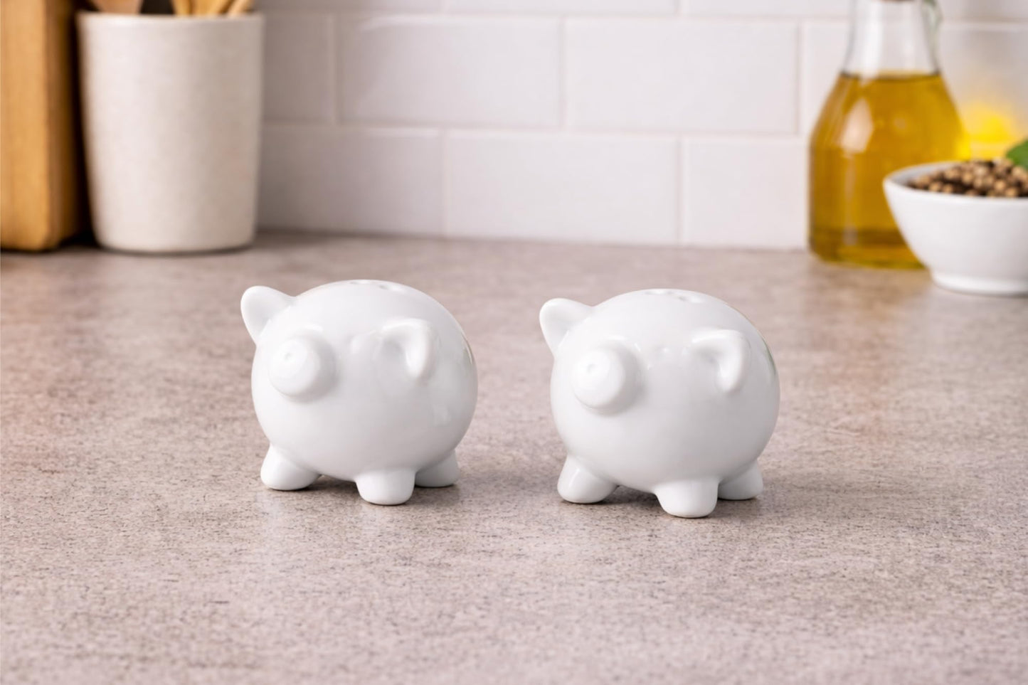 The Bridge Collection Farmhouse Pig Salt And Pepper Shakers