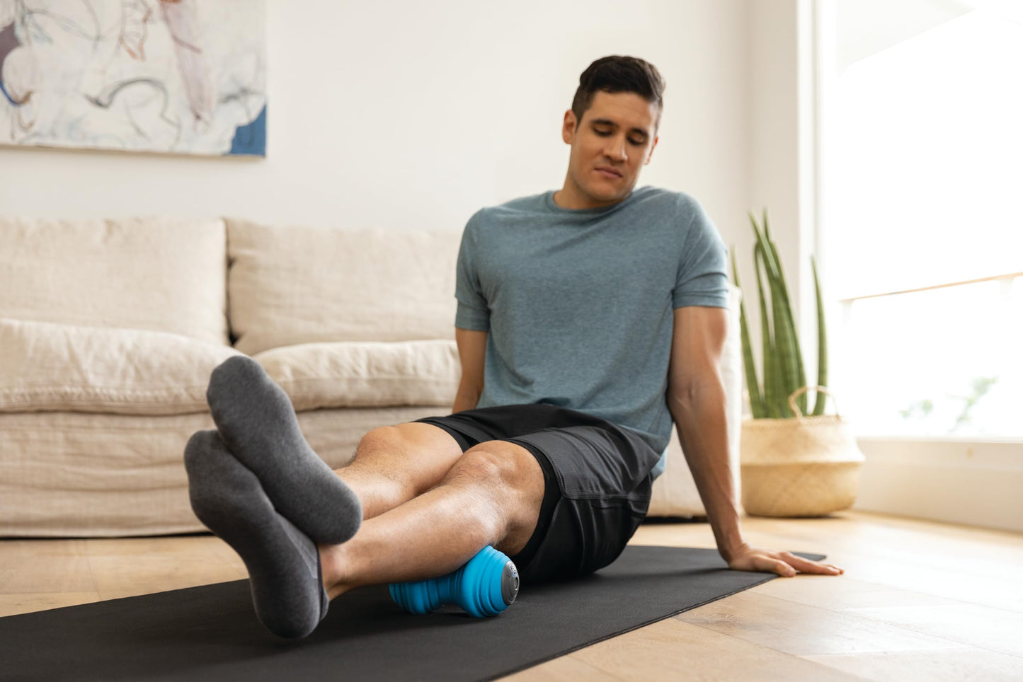 Trigger Point Performance TriggerPoint CHARGE VIBE Three-Speed Ridged Vibrating Portable Foam Roller