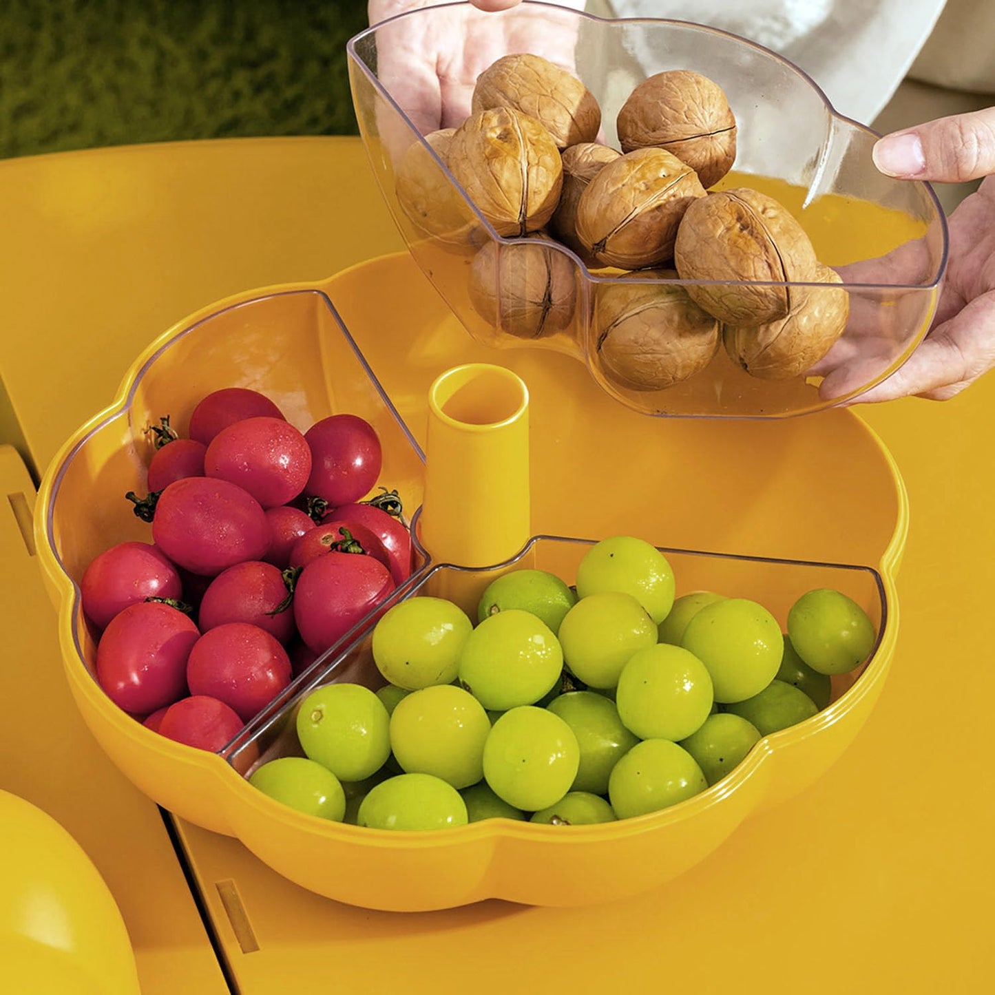 FYUEROPA Big Pumpkin Snack Holder with Lid, Double Layer Serving Container with 3 Divided Compartments, Candy Fruit Nut Tray, Snack Bowl (Orange)