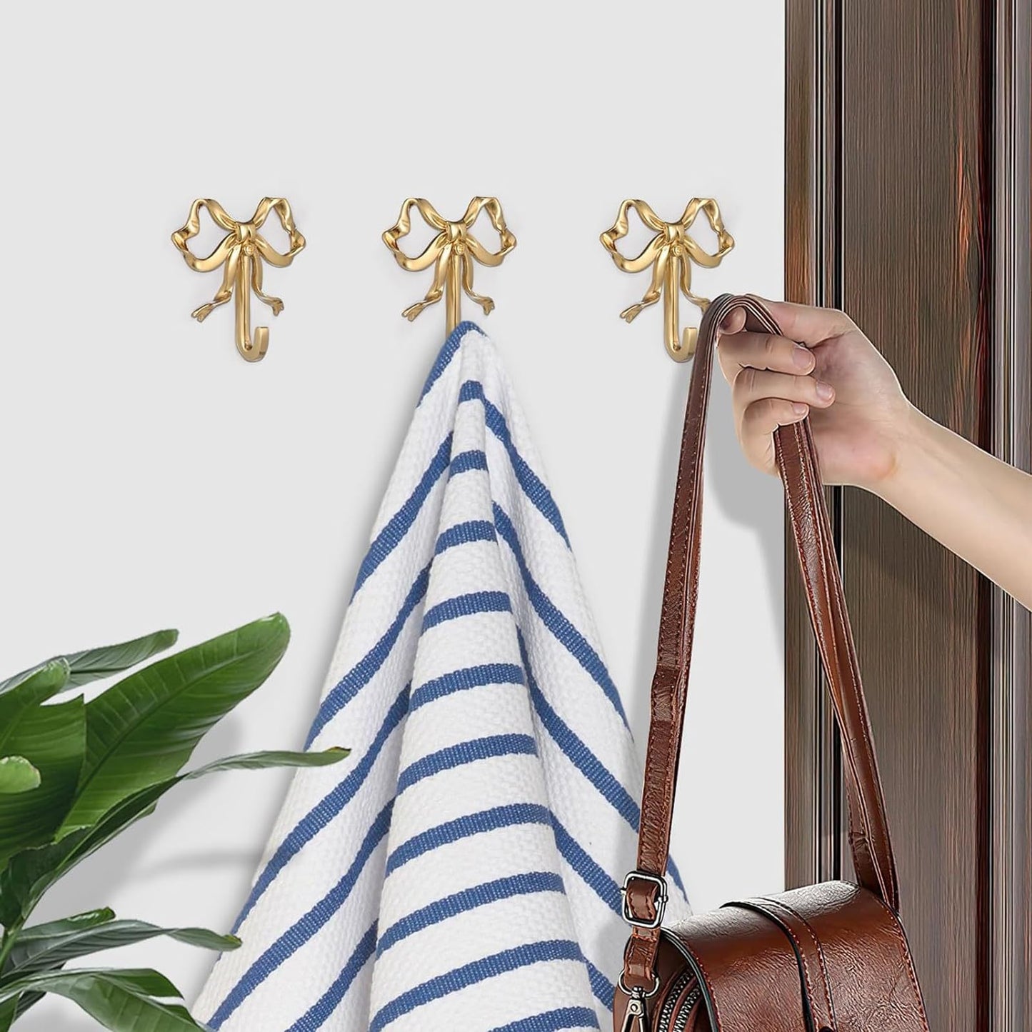 ZMHKJZDQ 2PCS Brass Bow Wall Hooks Gold Bow Wall Hooks Bow Wall Hook for Hallway Kitchen Hang Coats Keys Towels Bags Umbrellas Bathroom Living Room Kitchen Christmas Wall Decor Birthday Gift (Large)