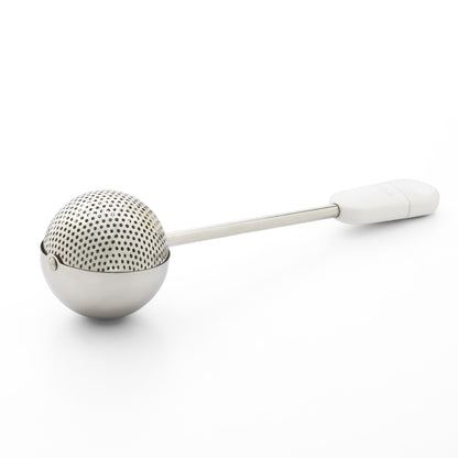 OXO Good Grips Baker’s Dusting Wand for Sugar, Flour and Spices