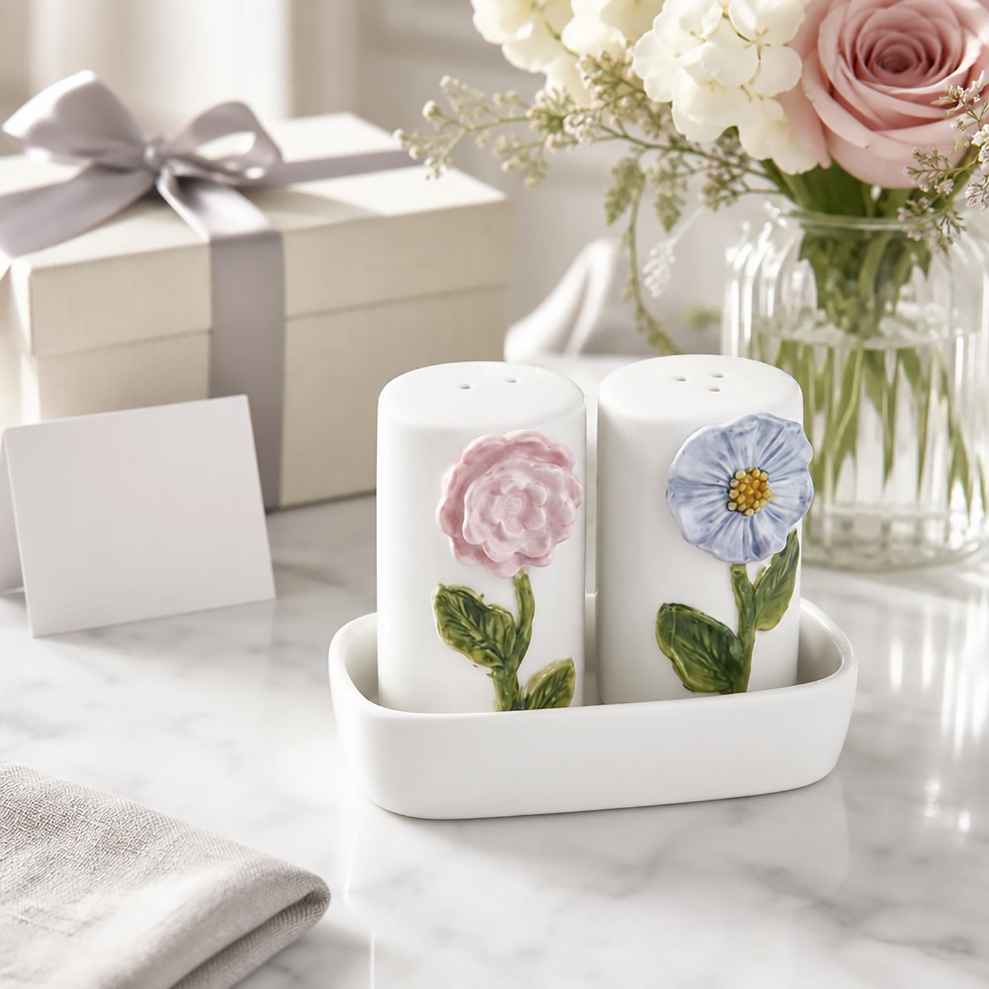 Mud Pie Stoneware Flower Salt And Pepper Shaker Set