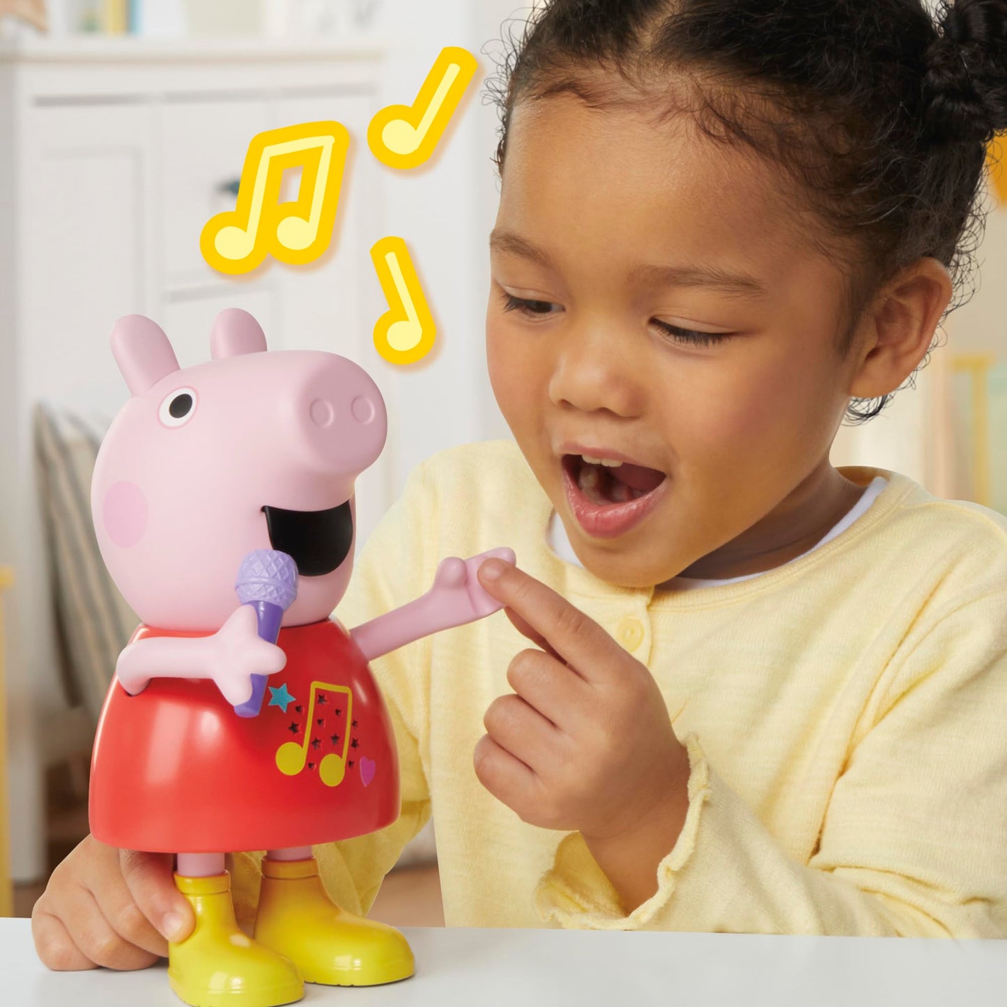 Peppa Pig Talk & Sing Peppa Doll - English Version, Pink, 20 cm