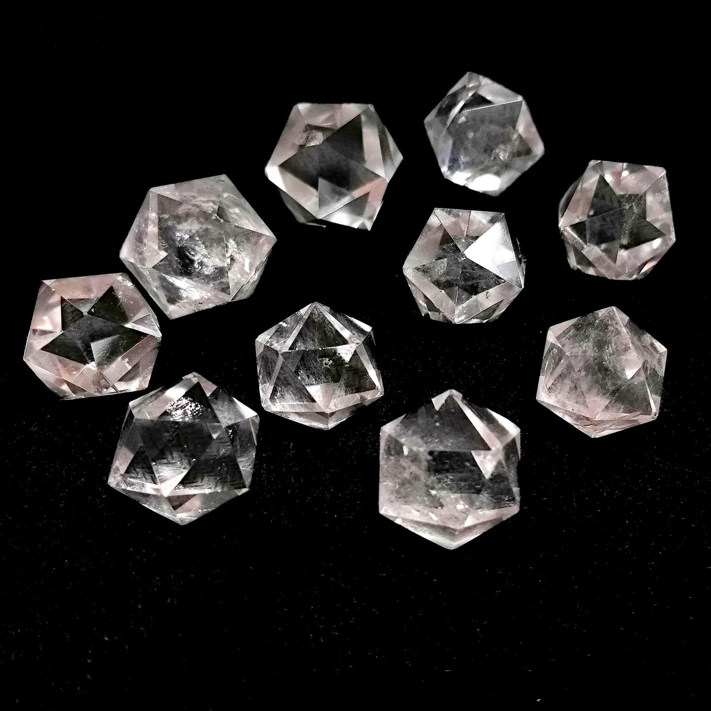 Jet Crystal Quartz Icosahedron Gemstone Sphatik Original Crystal Natural Authentic Chakra Radionic Platonic Pranic Brazilian Power Protection Vastu Healing Feng Shui Energy Approx. 10-15 mm.