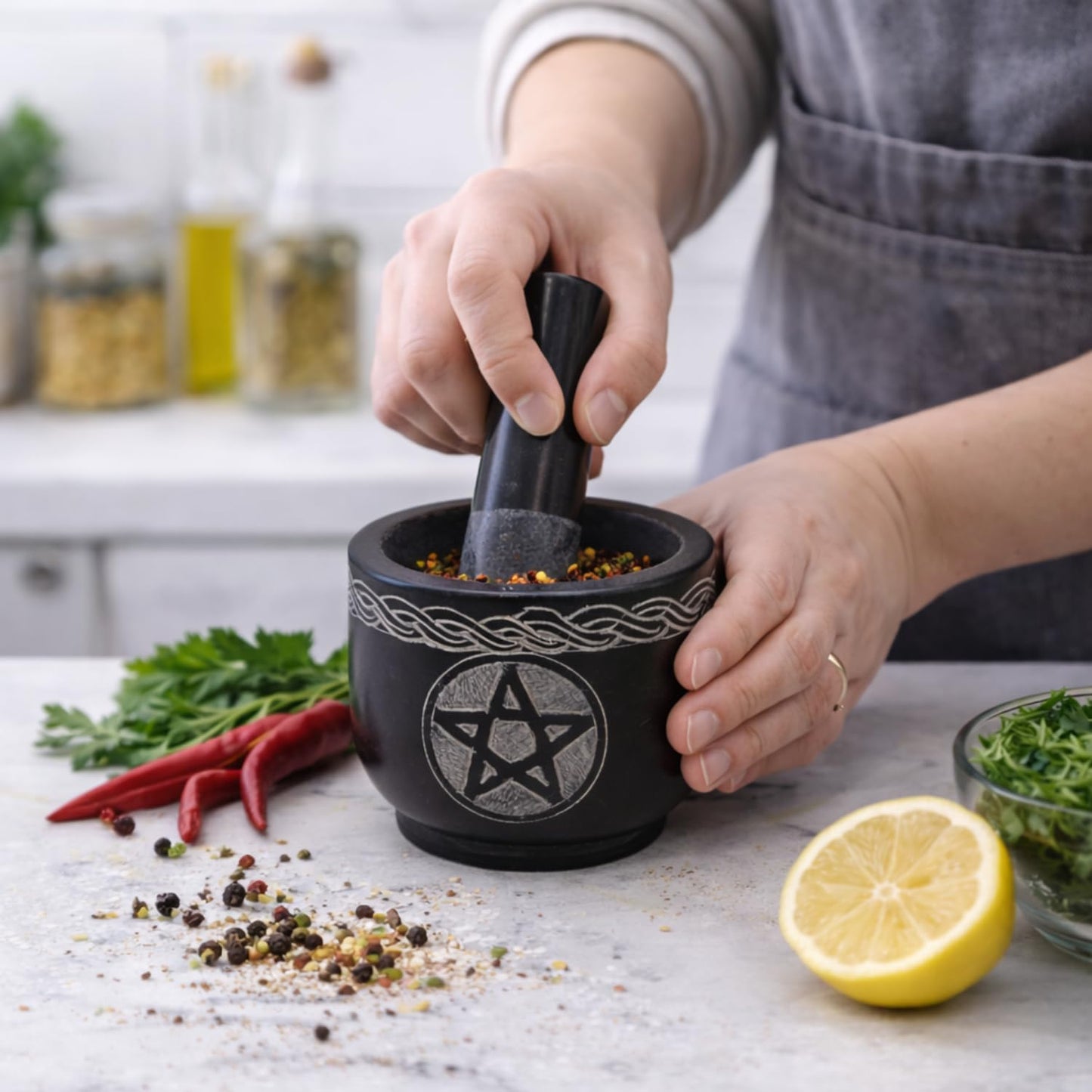 KC KULLICRAFT Mortar and Pestle Set Unique - Black Pestle and Mortar Bowl Solid Stone Grinder for Herbs Spice Guacamole Garlic Ginger Root