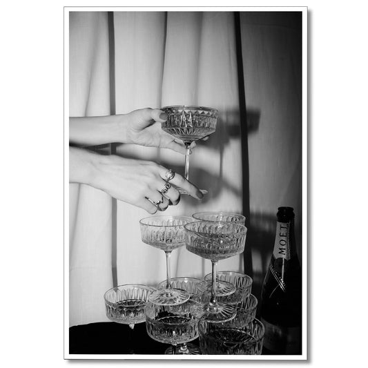 nghtuiyocw Black and White Champagne Glasses Canvas Wall Art, Vintage Funky Bar Cart Art Decor, Retro Champagne Tower Poster Wine Decorations, Kitchen Dining Room Pub Decor Prints 12x16in Unframed