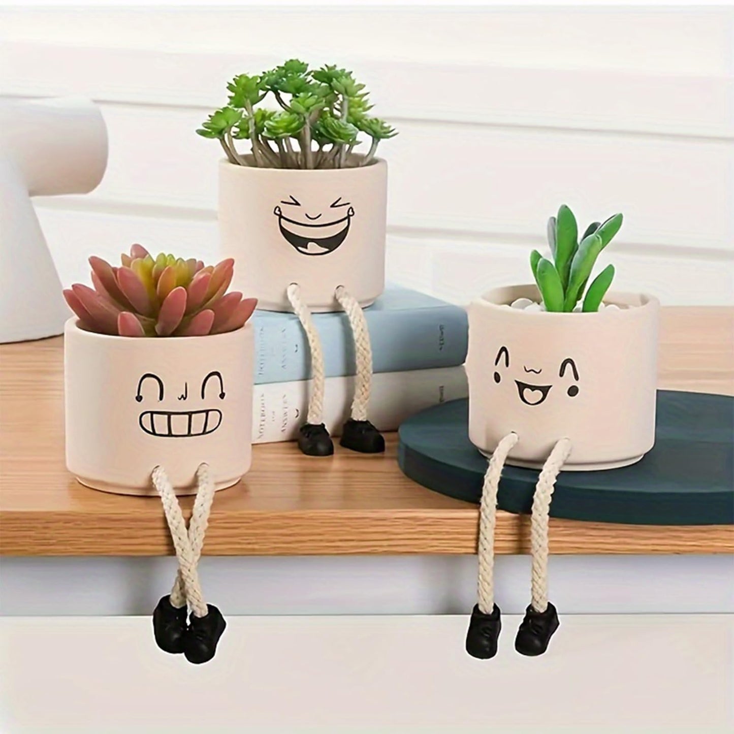 KAKAHOUS Smile Face Planter Pot Ceramic Flower Head Planters with Hanging Foot Doll Succulent Pots for String of Pearls Plant Live Gift Ideas for Mother, Christmas(Laughing)