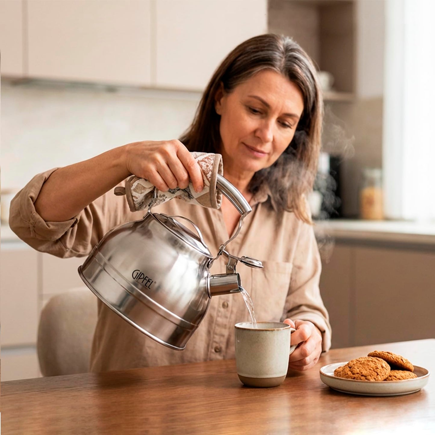GIPFEL INTERNATIONAL Whistling Tea Kettle Stovetop - Food Grade Stainless Steel Teapot for Stove Top with Ergonomic Handle for Gas, Induction, Electric Stovetops 2.3 Quart