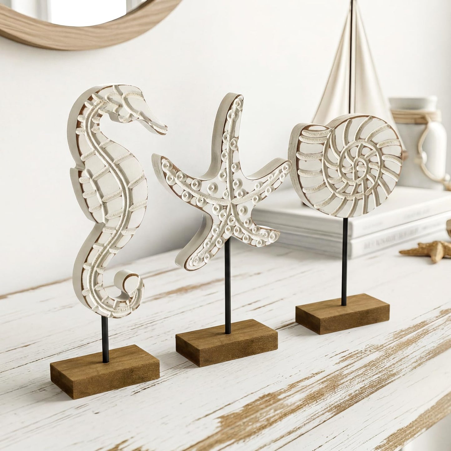Leinuosen 3 Pcs Wooden Beach Ocean Table Decor White Neutral Coastal Table Centerpiece Rustic Decorative Wood Nautical Figurines Sea Life Starfish Conch Seahorse Statue for Ocean Beach Home Decor