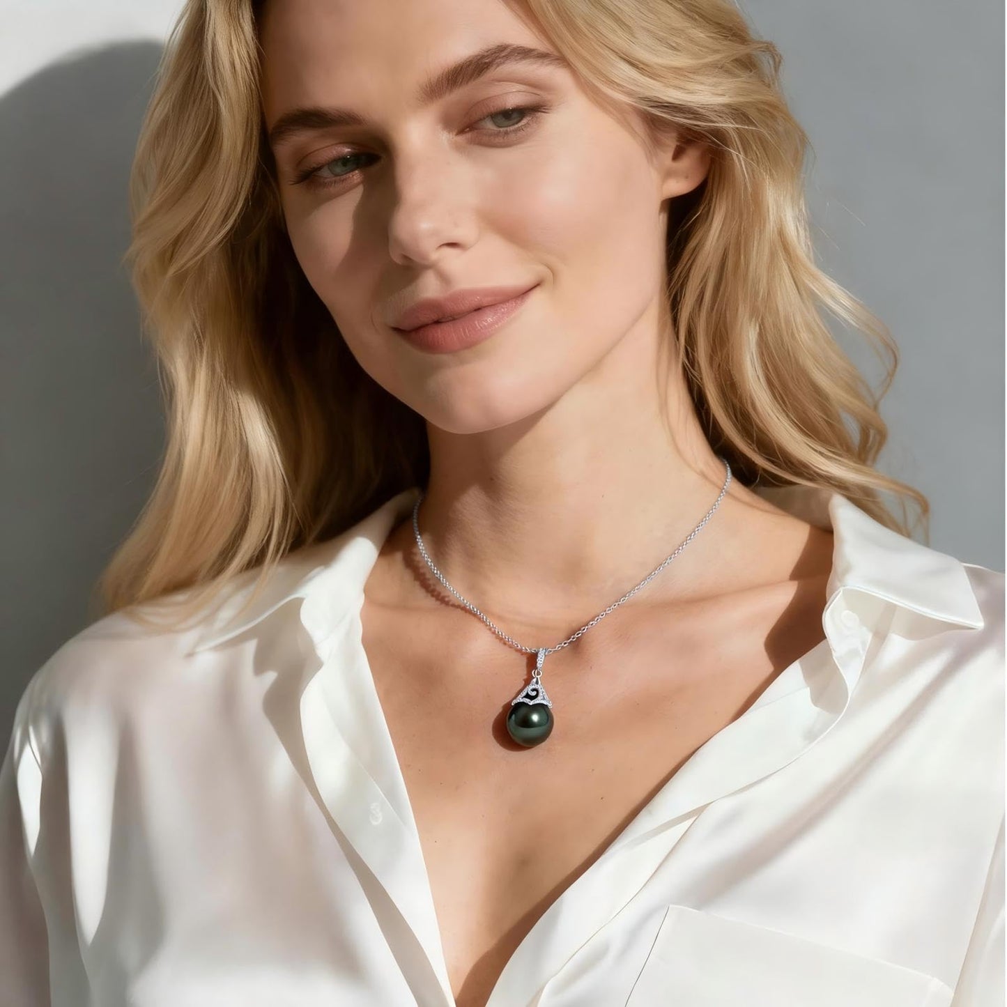 Genuine Tahitian Black Pearl Necklace - Christmas Gift for Wife Mom Daughter Sister Women, Jewelry Gifts for Wedding Anniversary Birthday, 10-11mm Seawater Pearl Sterling Silver Moissanite Pendant