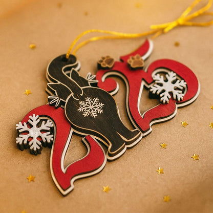 Black Cat 2025 Christmas Ornament – Funny Kitten Butt Wooden Tree Decoration with Snowflakes & Paw Prints for Cat Lovers, Pet Owner Christmas Décor