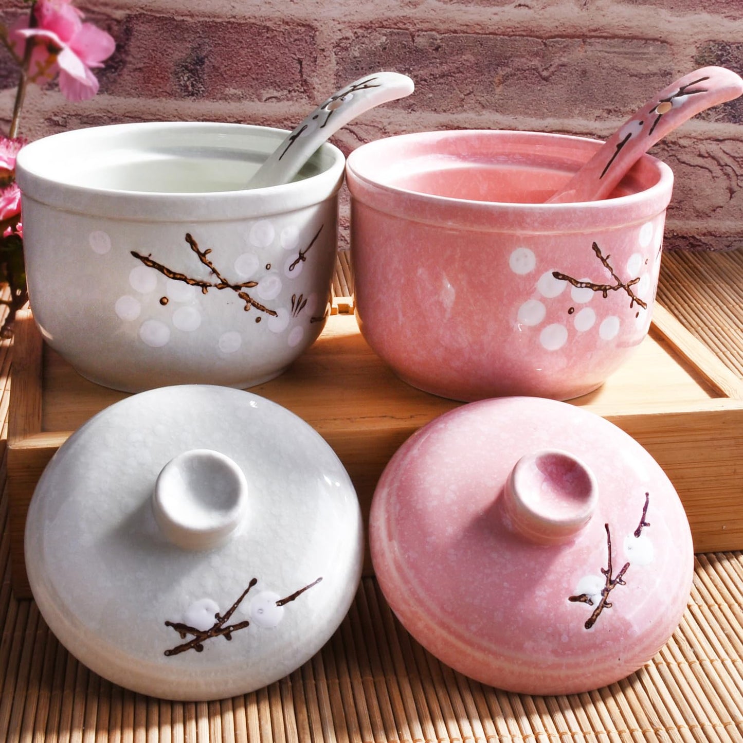 Whitenesser Ceramic Stew Bowl and Condiment Pot Set with Lid and Spoon Set of 2, Multi-Use Hand-Painted Plum Blossom Seasoning Container for Stew, Soup, Salt and Sugar
