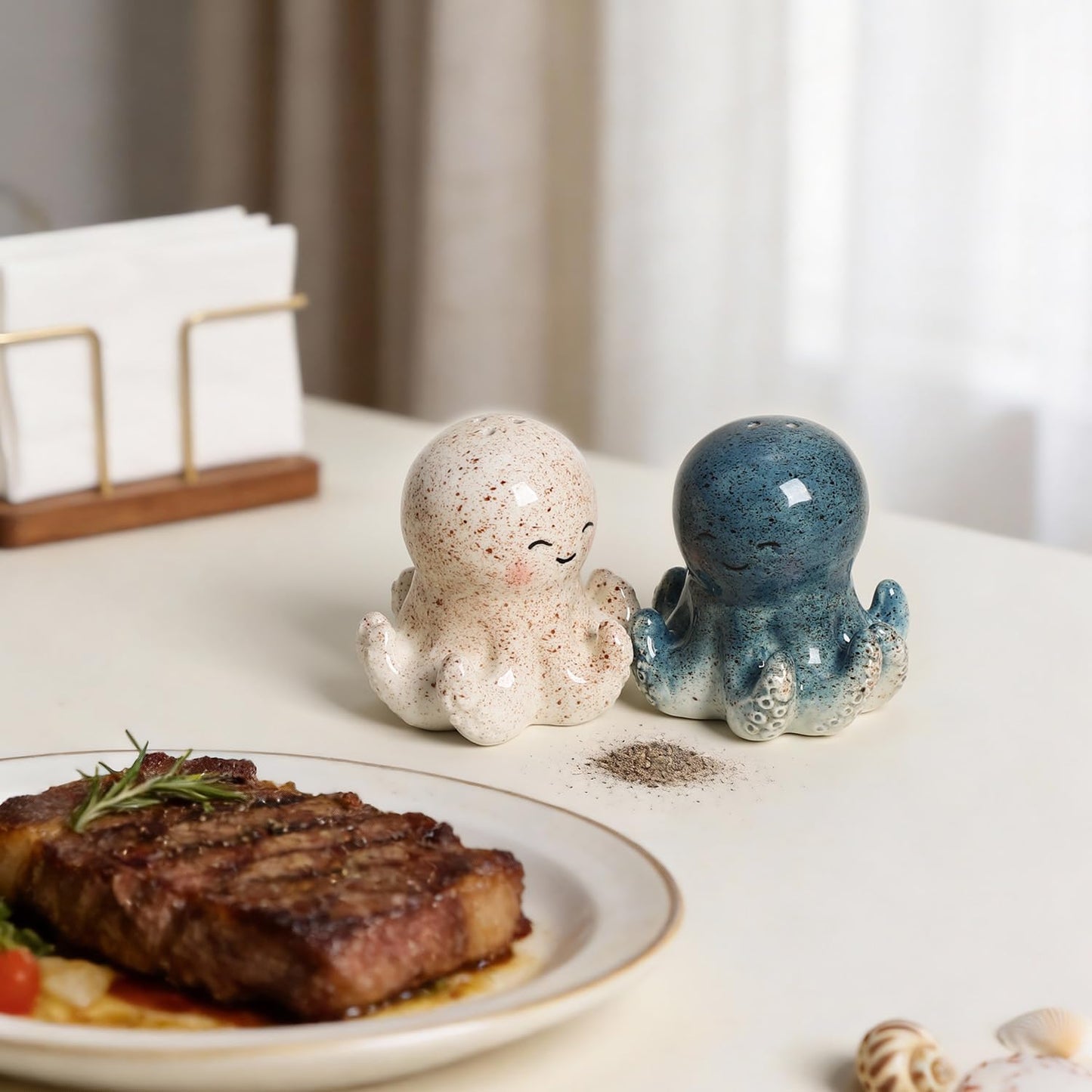Bicuzat Ceramic Octopus Salt & Pepper Shakers Set, Hand-Painted Sea Animals Salt and Pepper Shakers, 2 PCS Set