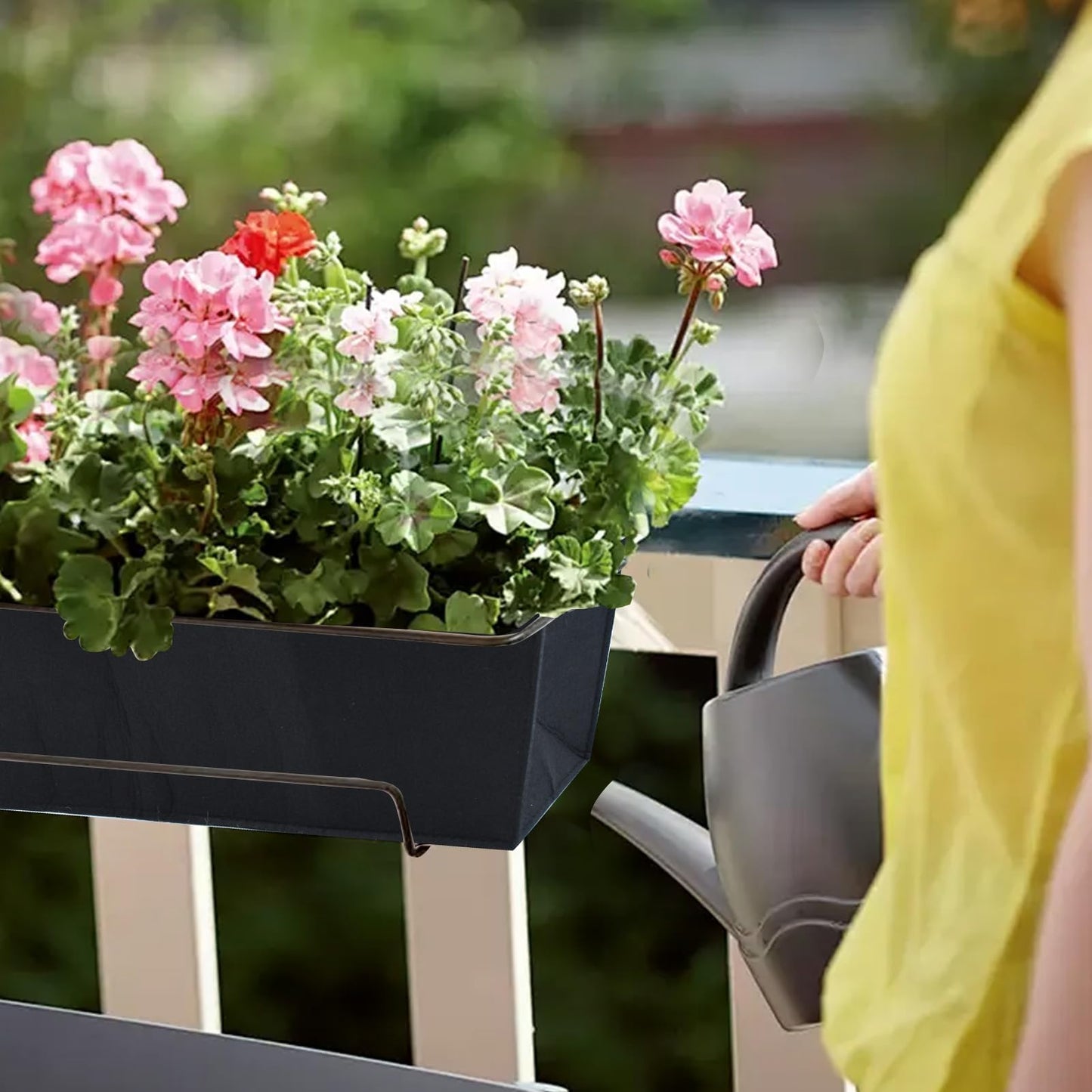 4PCS 24Inch Rectangle Window Box Liner Felt Planter Basket Liner Insert Black Plant Container Liners Non Woven Fabric Liner for Garden Fence Wall Railing Hanging Flower Pot - Avoid Bird Nesting
