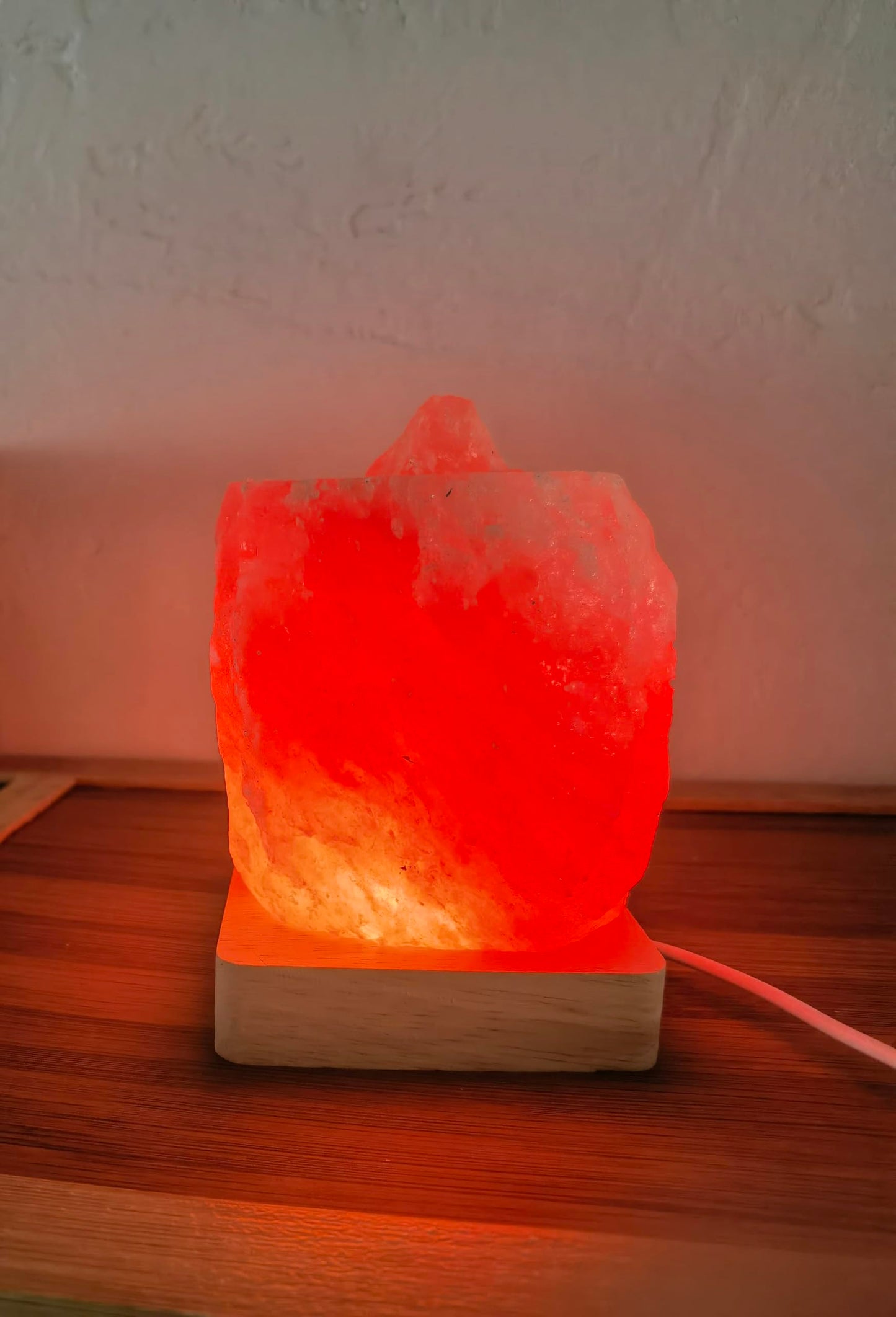 YZYOE USB Colour Gradient Himalayan Salt lamp,Solid Wood Based Atmosphere Decoration Natural Shape Salt lamp with Remote Control, Natural Crystal Stone Bedside Night Light, Handmade Crafts.