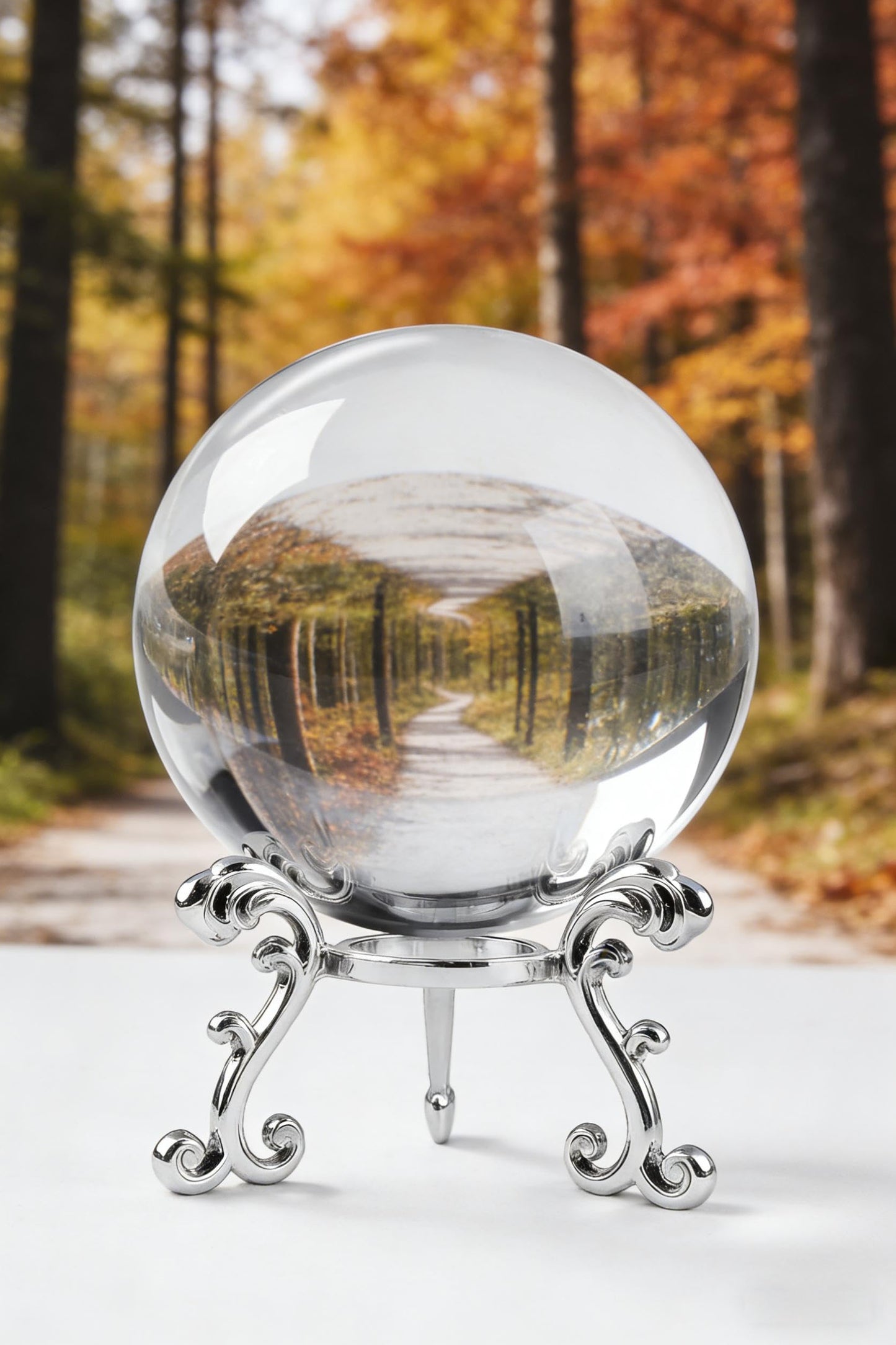 vskikris 3.15in (80mm) Clear Crystal Ball with Sphere Stand - Lens Balls for Photography - Decorative Crystal Ball Fortune Teller Decorations