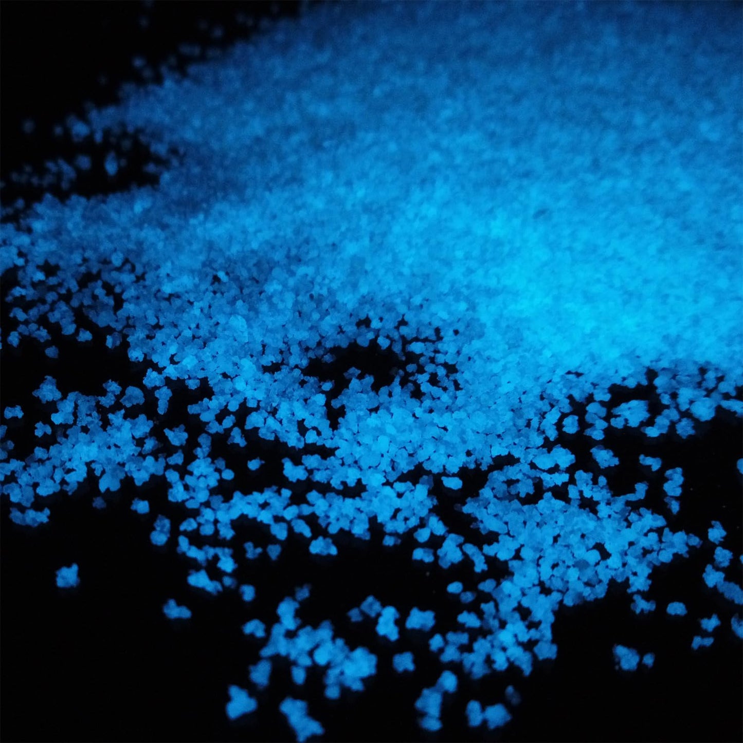 TWINKLING Glow in The Dark Pigment,Crushed Glass, Broken Glass Glitter, Glow in The Dark Stones Chips for DIY Resin Art Epoxy Crafts, Nail Art, Jewelry Making Home Decor, 0.85mm(100g) (Sky Blue)