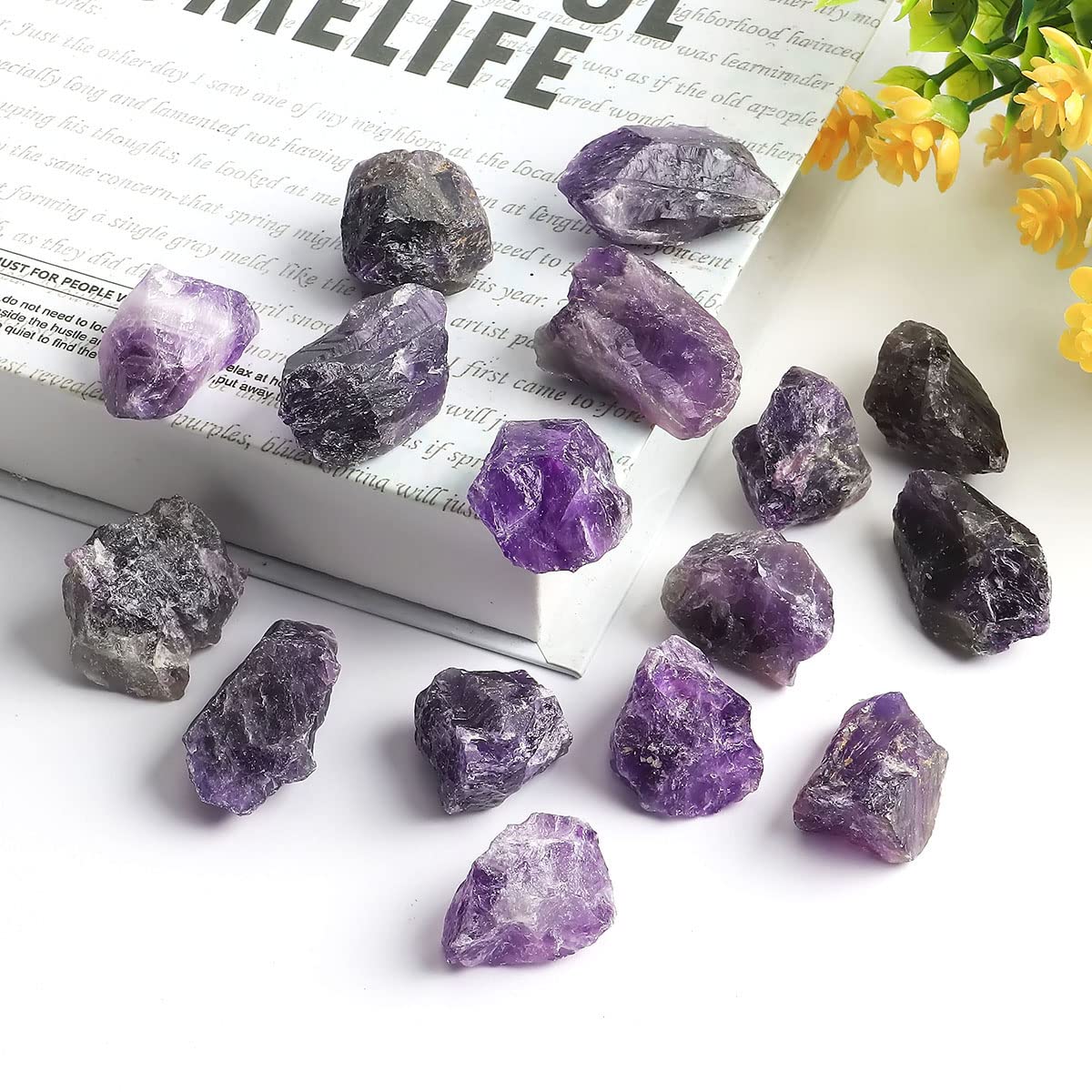 16 PCS Amethyst Healing Crystals Rough Stones Bulk - 1" Natural Raw Stones Crystal Palm Stones for Reiki Healing, Chakras Balancing, Meditation Therapy, Wicca, Witchcraft, Fountain Rocks, Decoration