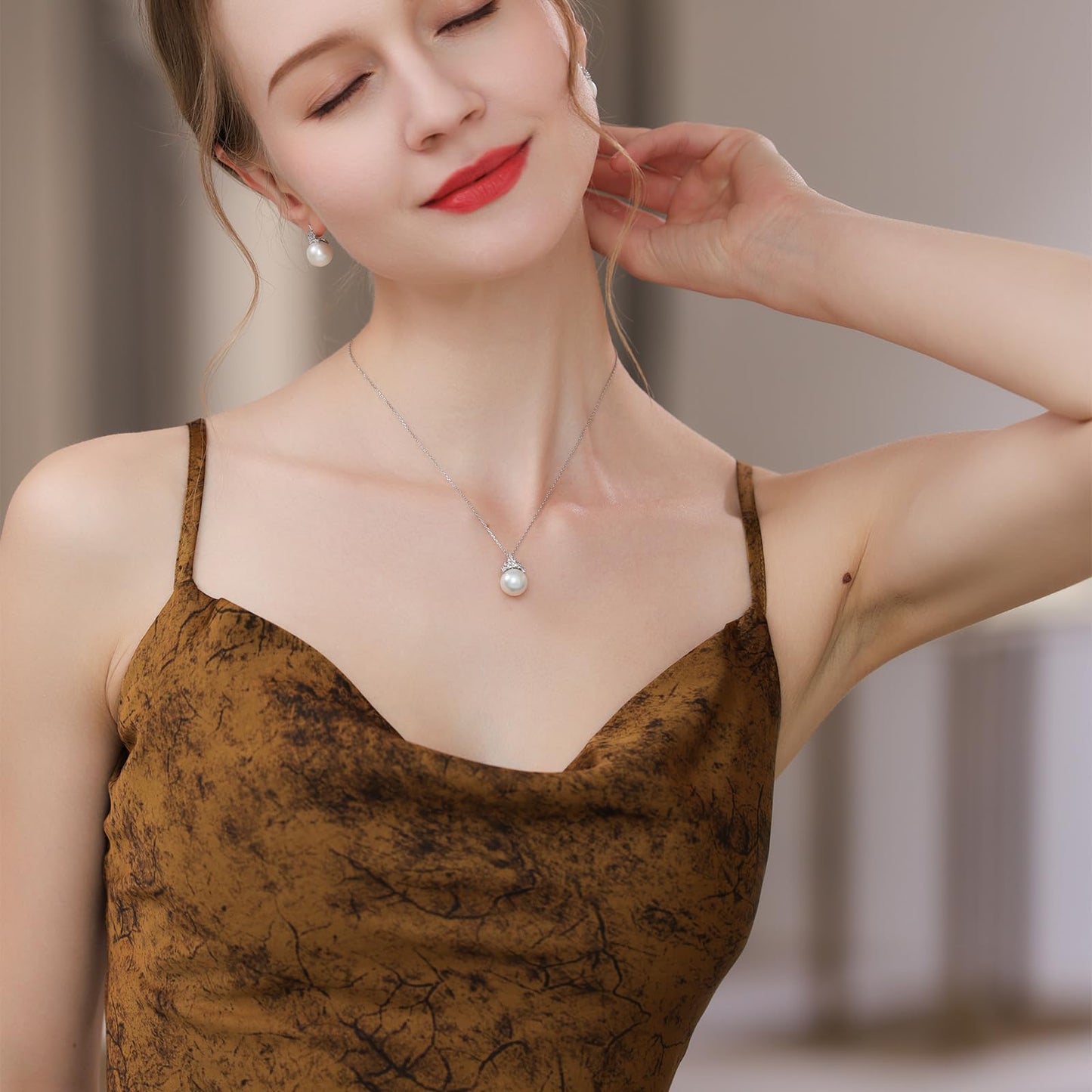 Orapearl Freshwater Pearl Pendant Necklace 11-12mm AAAA Jewelry Gift for Wife Mom Girlfriend Her Women June Birthstone for Anniversary Birthday Wedding