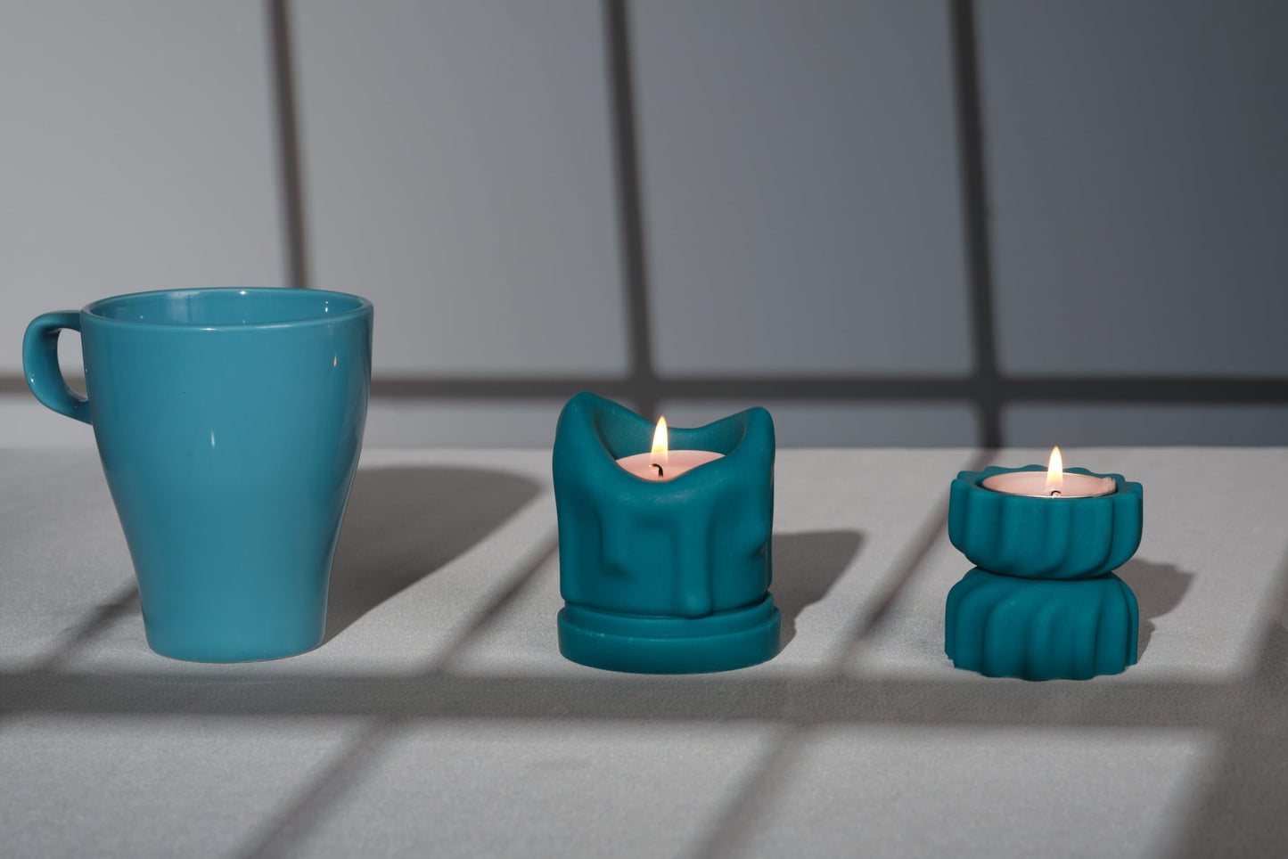 ICNBUYS Handcrafted Tealight Candle Holder Designed as a Melting Candle; Handmade Tea Light Candle Holder; Bathroom, Living Room Mantel, Entryway, Buffet and Dining Table Decoration Peacock Blue