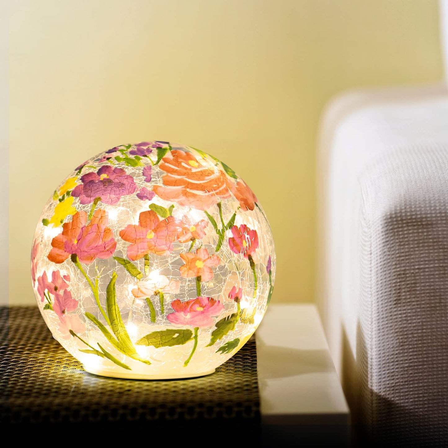 BERSCAH Glass Ball Light Crackle LED Night Light Flower Grass Pattern Globe Glass Table Lamp, Orb Cardinal Night Light for Outdoor Decorations Pathway Patio Yard Lawn Bedroom - 1 Pack