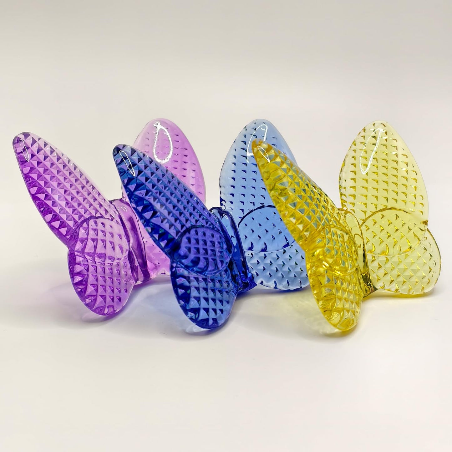 Rotroyce Handcrafted Crystal Butterfly Collectible Sculpture - Premium K9 Crystal Glass Butterfly Figurine, Elegant Home Décor, Gift for Collectors & Art Lovers (Diamond Blue 2pcs)