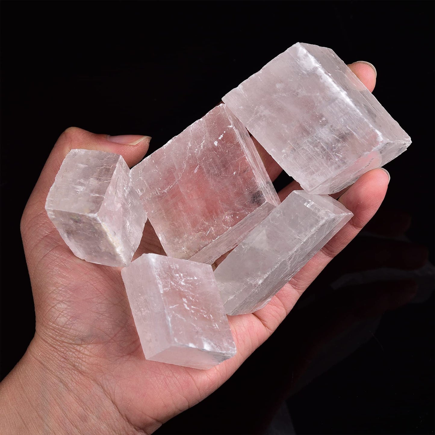 AMOYSTONE 1Lb Bulk Optical Calcite Iceland Spar in Box 7-8 Pcs Irregular White Crystals Rough Stones Raw Crystal Reiki Stone for Home Decor