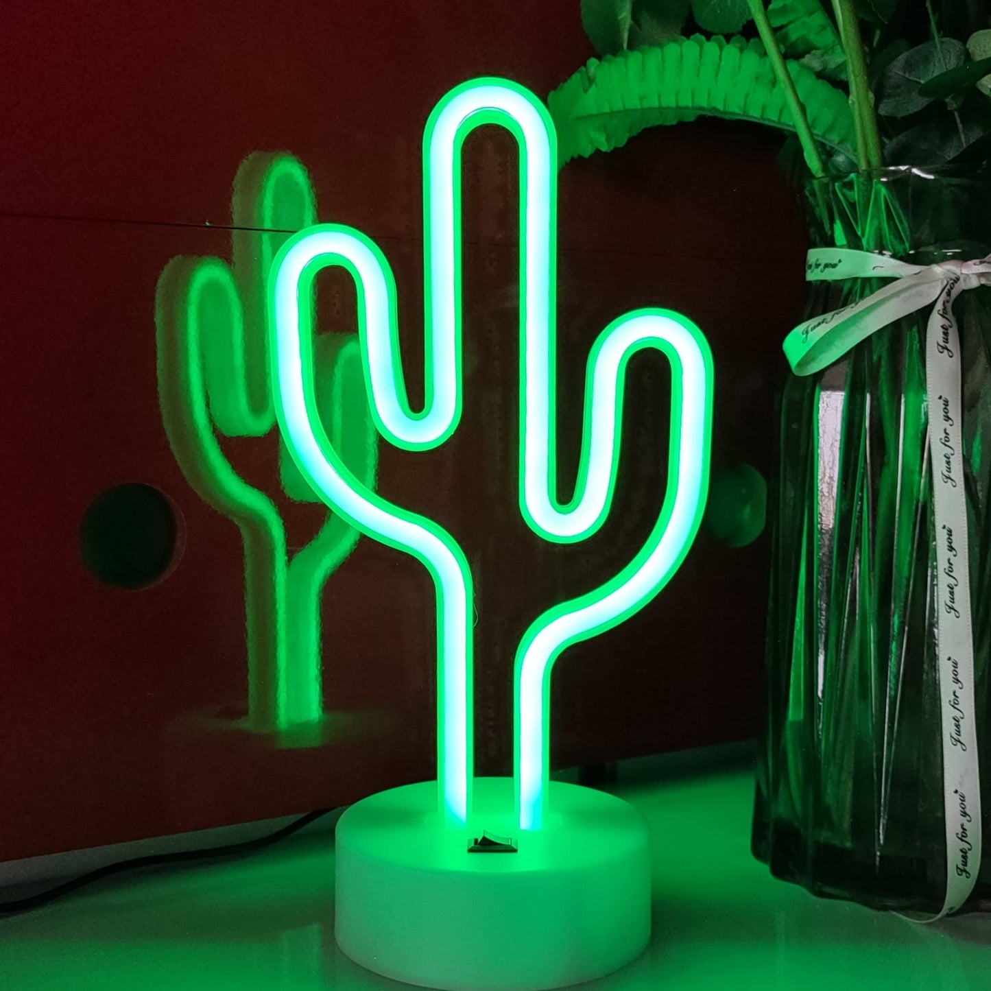 JYWJ Neon Signs with Holder Base,USB or 3-AA Battery Powered Neon Light,LED Table Decoration,Bedroom Wall Decoration,Birthday Gift,Wedding Supplies Business Gift (Christmas Tree)