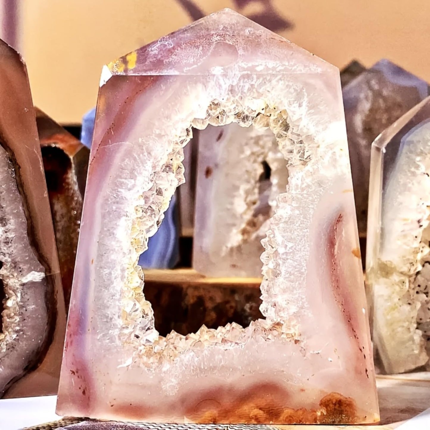 YOUNAIERZX Agate Geode Crystal Point Towers Healing Stones for Reiki Energy Grid Meditation and Spiritual Growth