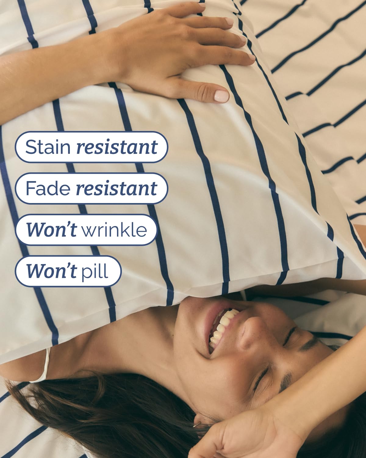 Striped Sheets - Navy Blue & White Striped Sheets - 1 Flat & 1 Fitted & 2 Pillowcases w/ Deep Pockets – Wrinkle & Fade Free - Soft, Breathable & Cooling – Luxury Pinstripe Bedding - Queen Size Bed Set