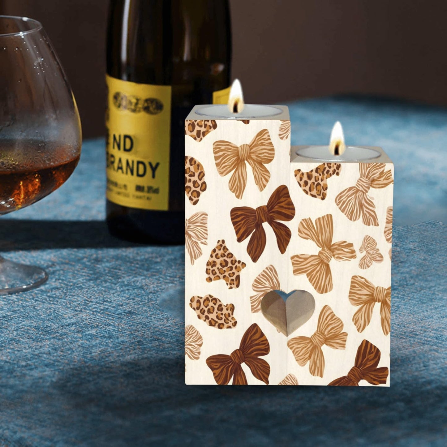 pnyoin Cute Animal Print with Bows Candle Holders Gift for Women Wooden Heart Candlestick Personalized Christmas Birthday Graduation Friendship Gifts Home Wedding Dinning Party Decorative