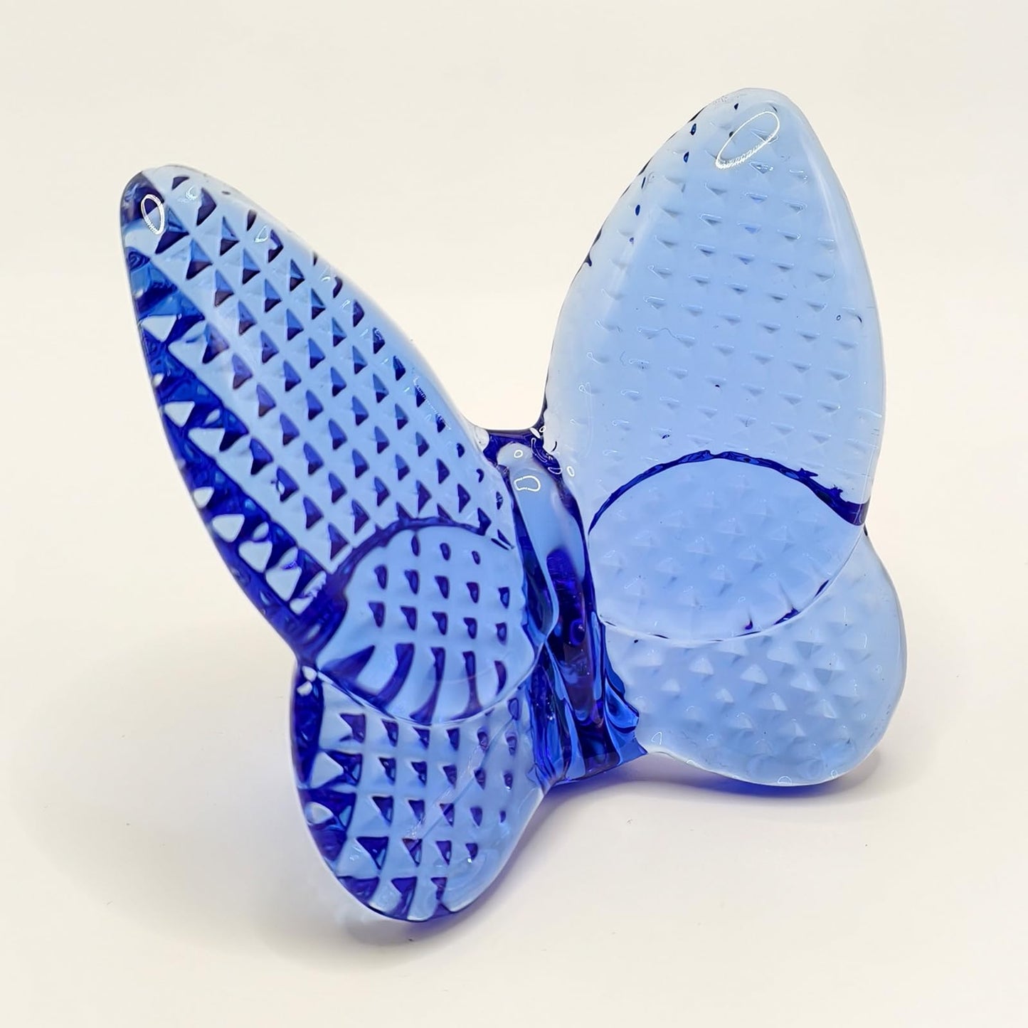Rotroyce Handcrafted Crystal Butterfly Collectible Sculpture - Premium K9 Crystal Glass Butterfly Figurine, Elegant Home Décor, Gift for Collectors & Art Lovers (Diamond Blue 2pcs)