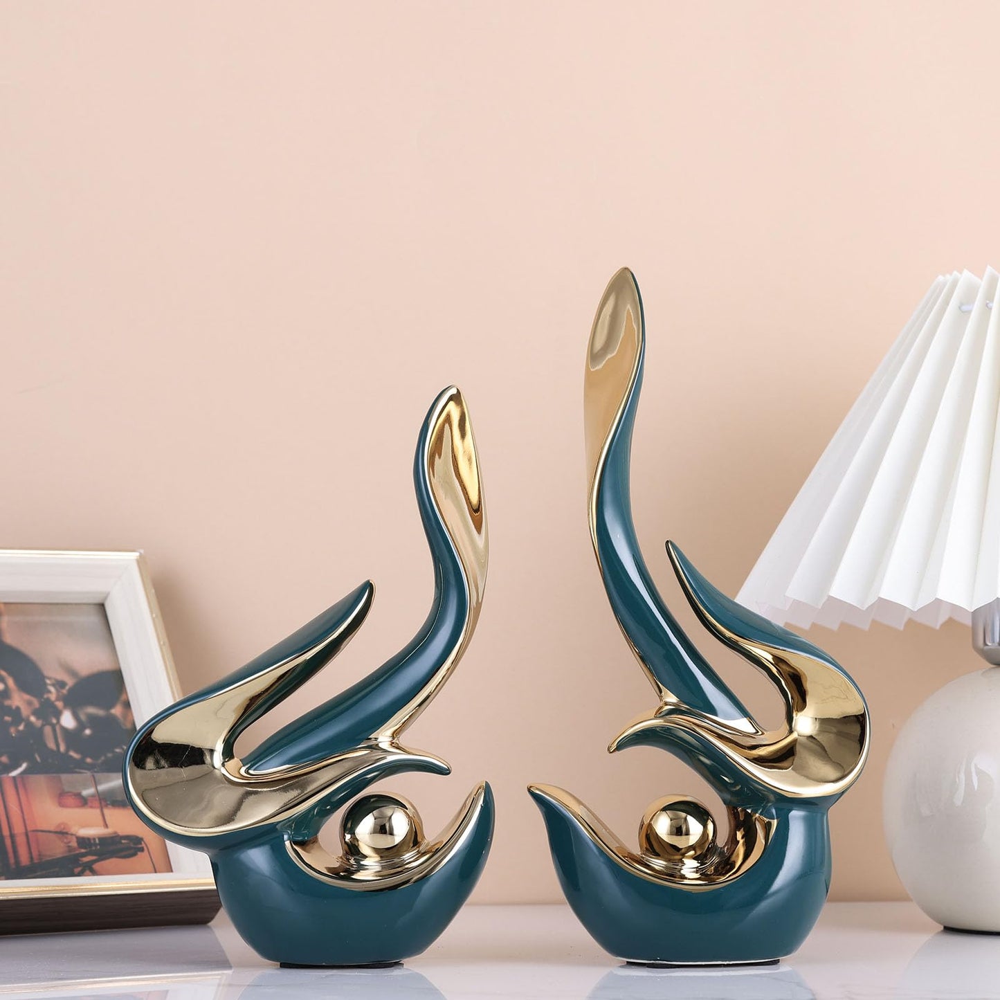 XMGZQ Mid Century Modern Abstract Art Home Decor Accent,Porcelain Statues for Living Room Coffee Table Centerpieces for Dining Room,Ceramic Sculptures and Gold Knick Knacks for TV Stand Decor (Green)