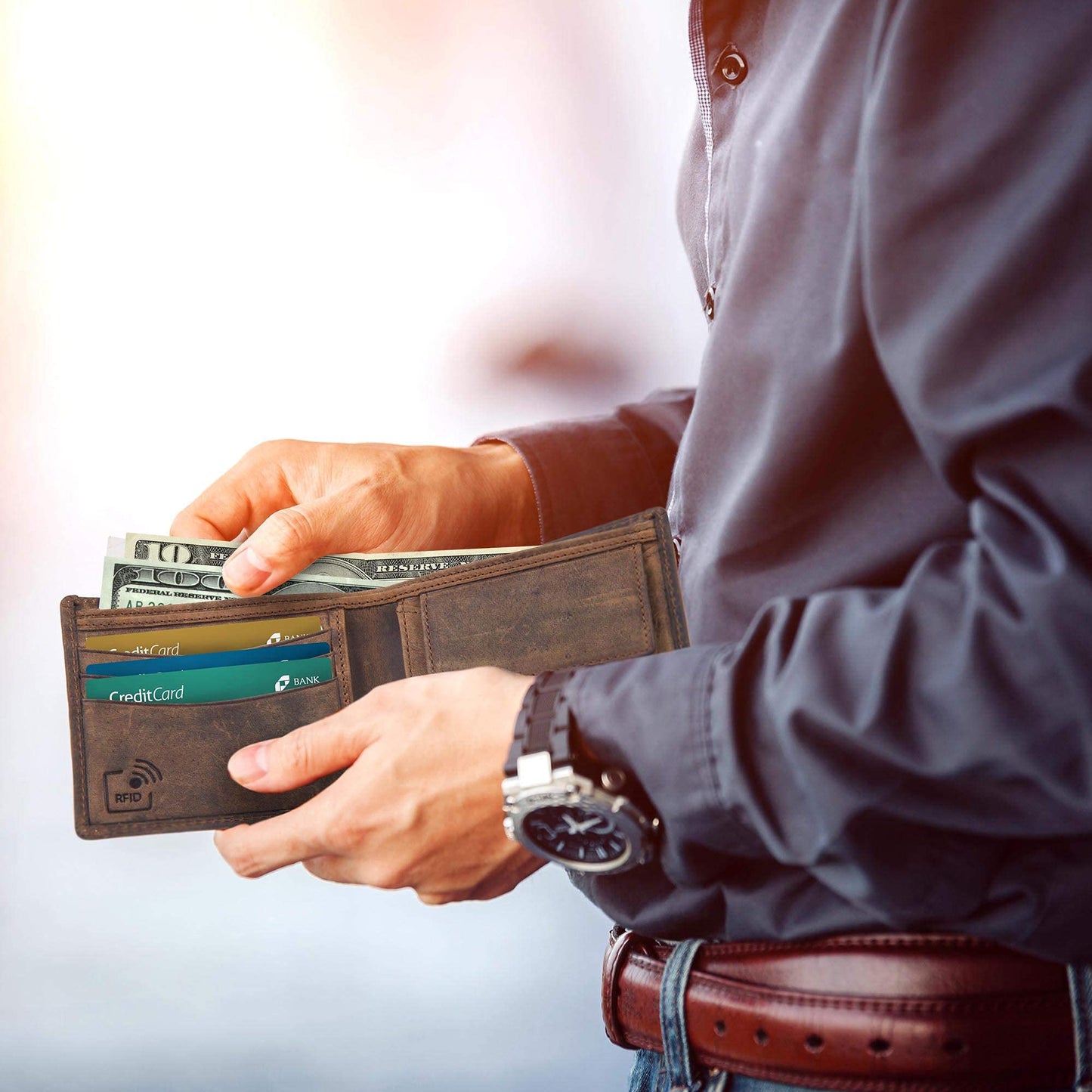 moonster® Mens Leather Wallet with RFID Blocking - Keeps Cash and Cards Safe, Organised and Easy to Access - Slim, Minimal Wallets for Men Full Grain Buffalo Leather, Comes in a Stylish Gift Box