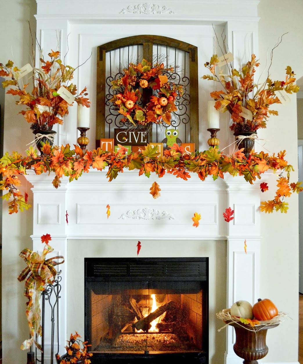 2 Pack Fall Garland Maple Leaf, 6.5Ft/Piece Hanging Vine Garlands Artificial Autumn Foliage Garland Thanksgiving Decor for Home Wedding Fireplace Party