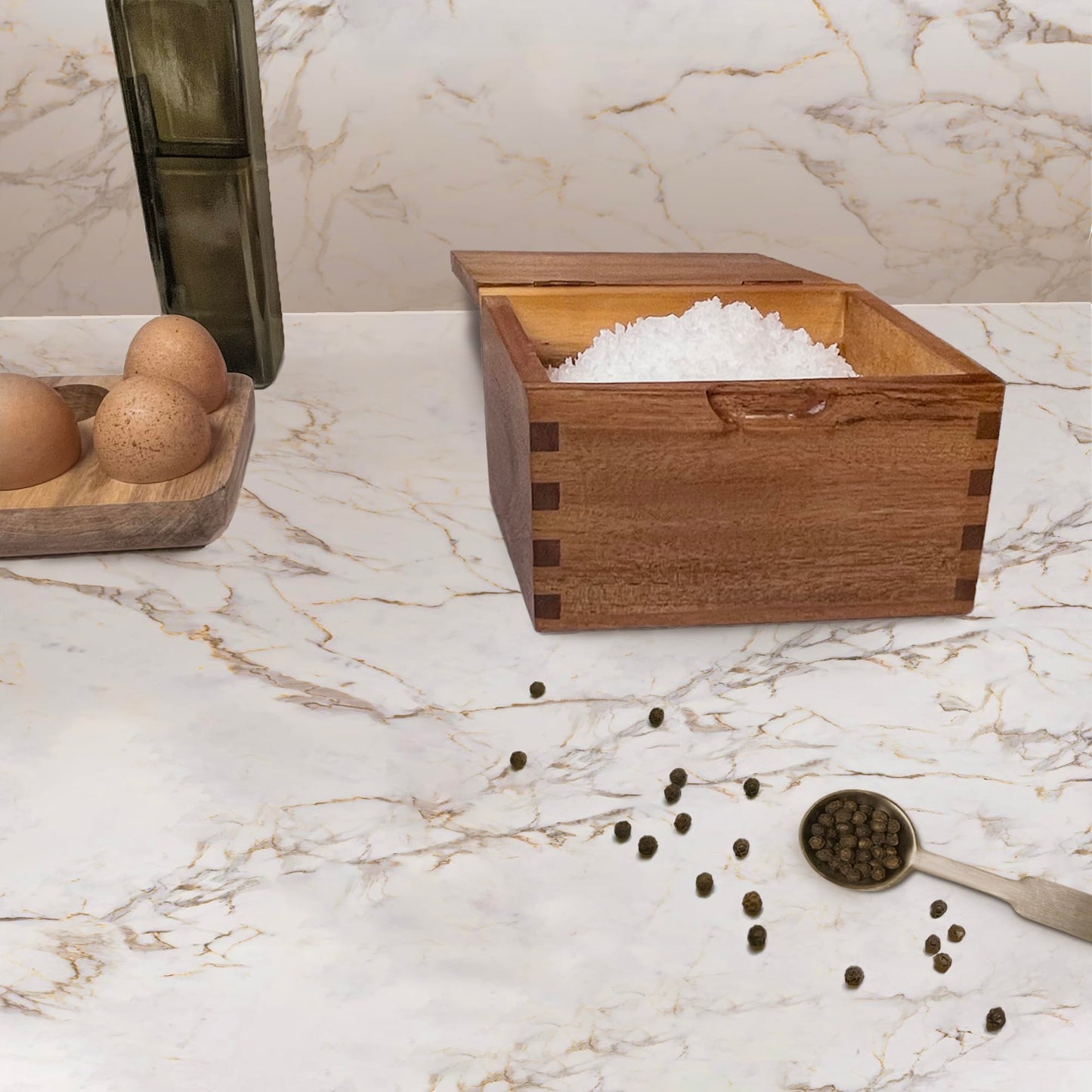 Itomoyo Acacia Wood Salt Cellar with Flip Lid, 20 oz Large Salt Box for Kitchen Counter, Salt Keeper for Gourmet Salts, Spices and Seasonings