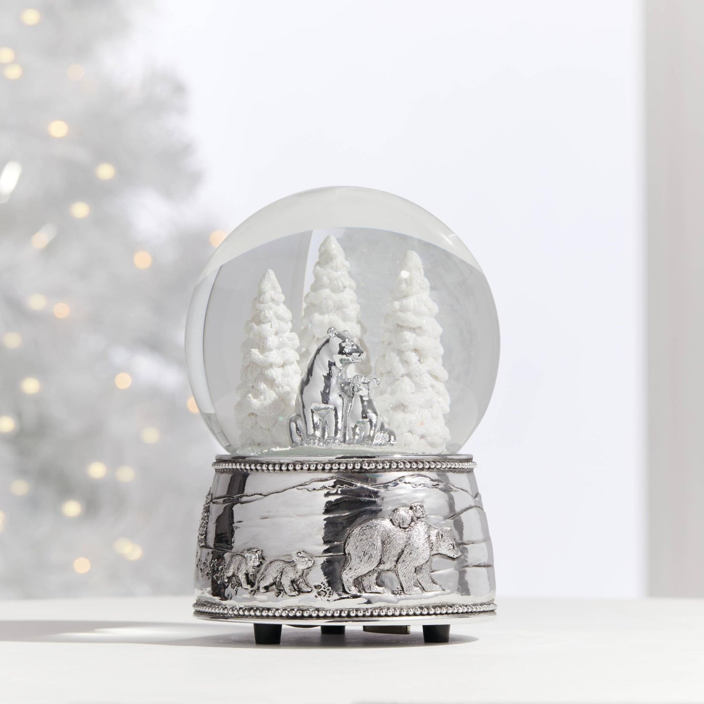 Reed And Barton Snow Globe, North Pole Bound Polar Bears Musical Snow Globe, Made From Resin & Glass, Silver-Plated Polar Bear, Plays Jingle Bell, Winter Decor, Christmas Decorations (Silver, 1 Piece)