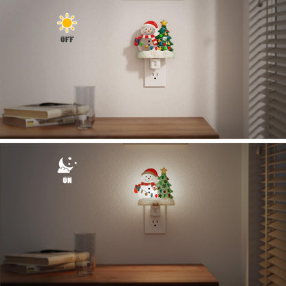 JandCase Christmas Tree & Snowman Night Light, 5000K Night Lights Plug into Wall,Cute & Funny Christmas Night Light for Kids, Nightlights with 360° Rotatable for Home Party Decor,1 Pack
