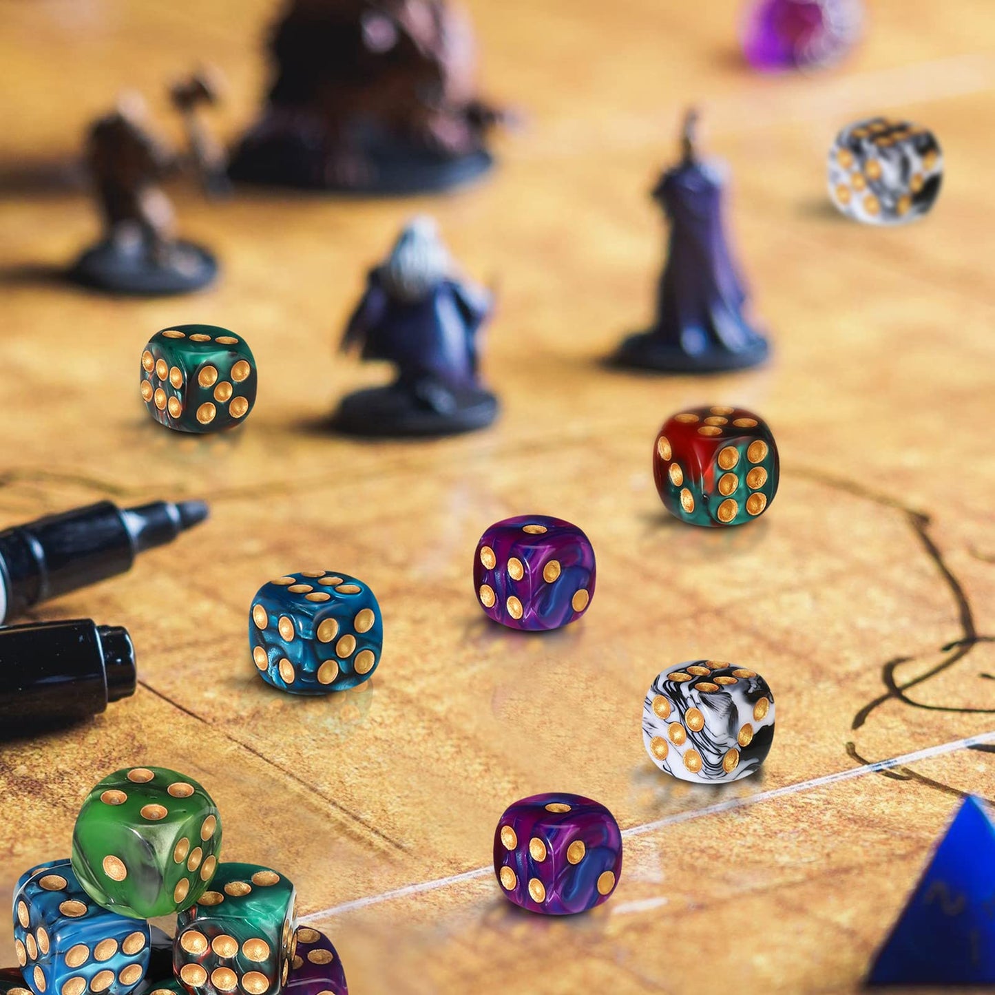 TecUnite 25 Pieces Colored Dice 6 Sided Dice Set, 6 Sided Standard Dices with Black Drawstring Storage Bag for Board Games, Parties, Math Learning, Classroom(Mix Color,6 Sides)