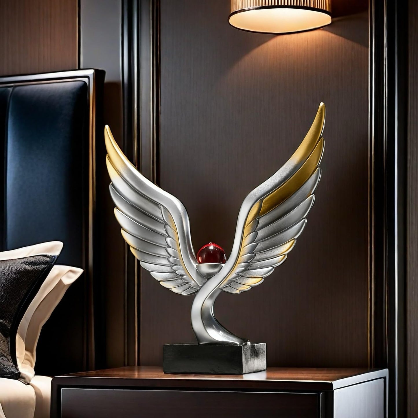SHTWX Abstract Eagle with Crystal Ball Statue Resin Art Sculpture Frgurines Gift for Home Decor Office Living Room Desktop Display Decorative Decoration (Silver and Gold)