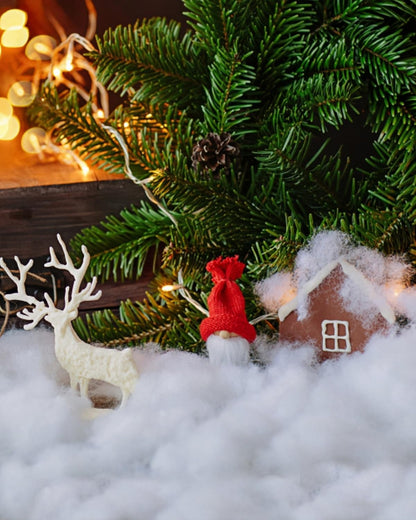 Pextian Christmas Fake Snow Decor, Artificial Snow Fluff Decoration, Cotton Snow for Winter Village, Flame Resistant Indoor Snow Blanket for Nativity, Christmas Decoration(5.6 OZ)