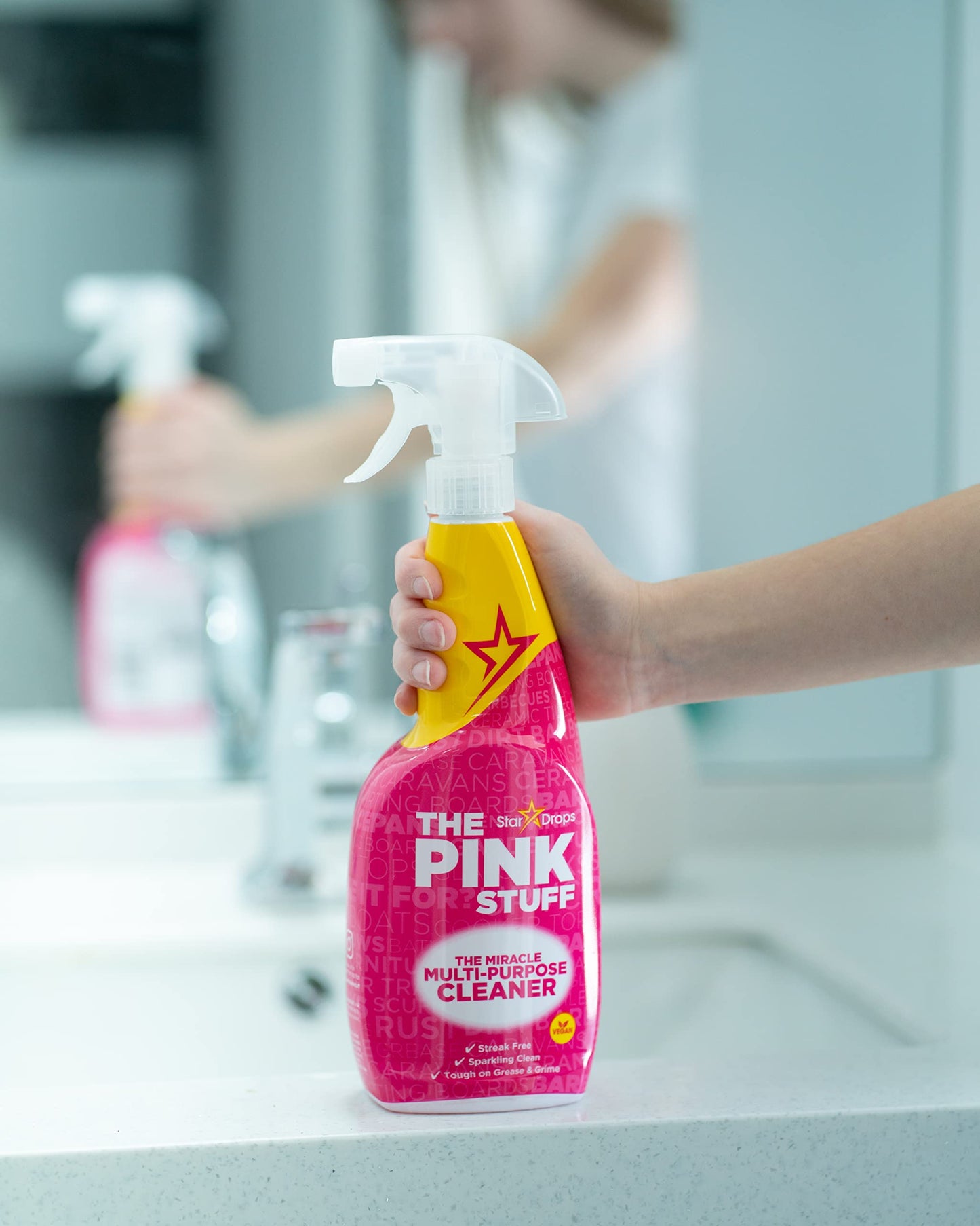 Stardrops The Pink Stuff Miracle Multi-Purpose Cleaner – Removes Grease, Grime, and Stains on Kitchens, Bathrooms, Floors, and More, 25 fl Oz