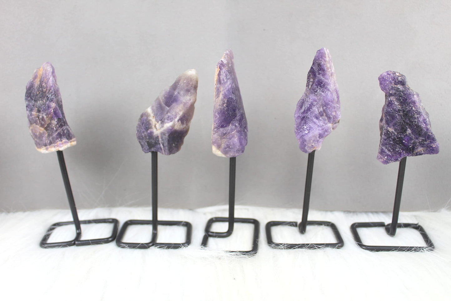 Jet Raw Cluster Stone Metal Stand Healing Crystals Stone for Home Office Decoration Small 4.5-5 Inch Tall (Amethyst)