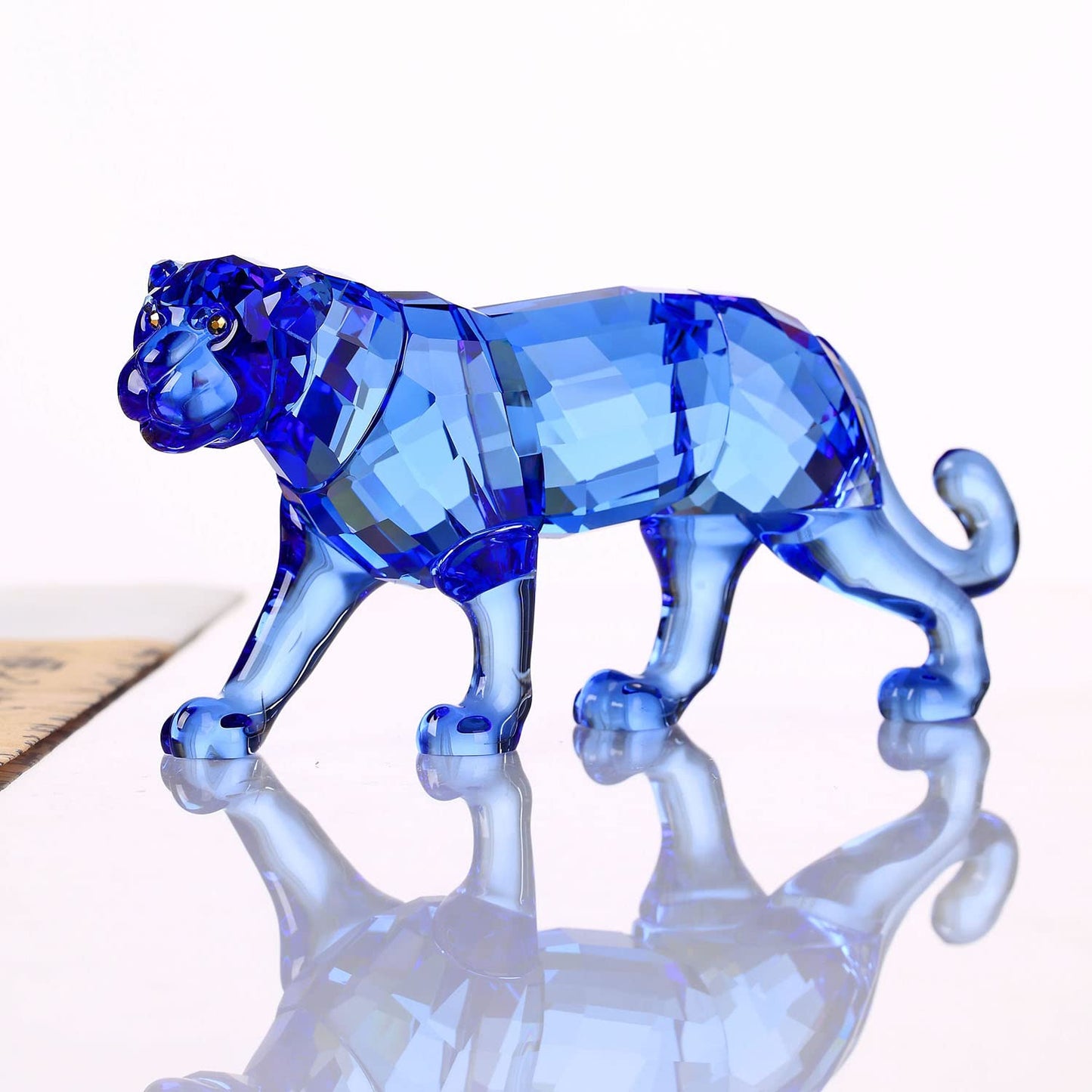 DOJOZ Crystal Leopard Cheetah Realistic Animal Art Figurine Collection Table top Ornament Statue Home Decor (Blue)