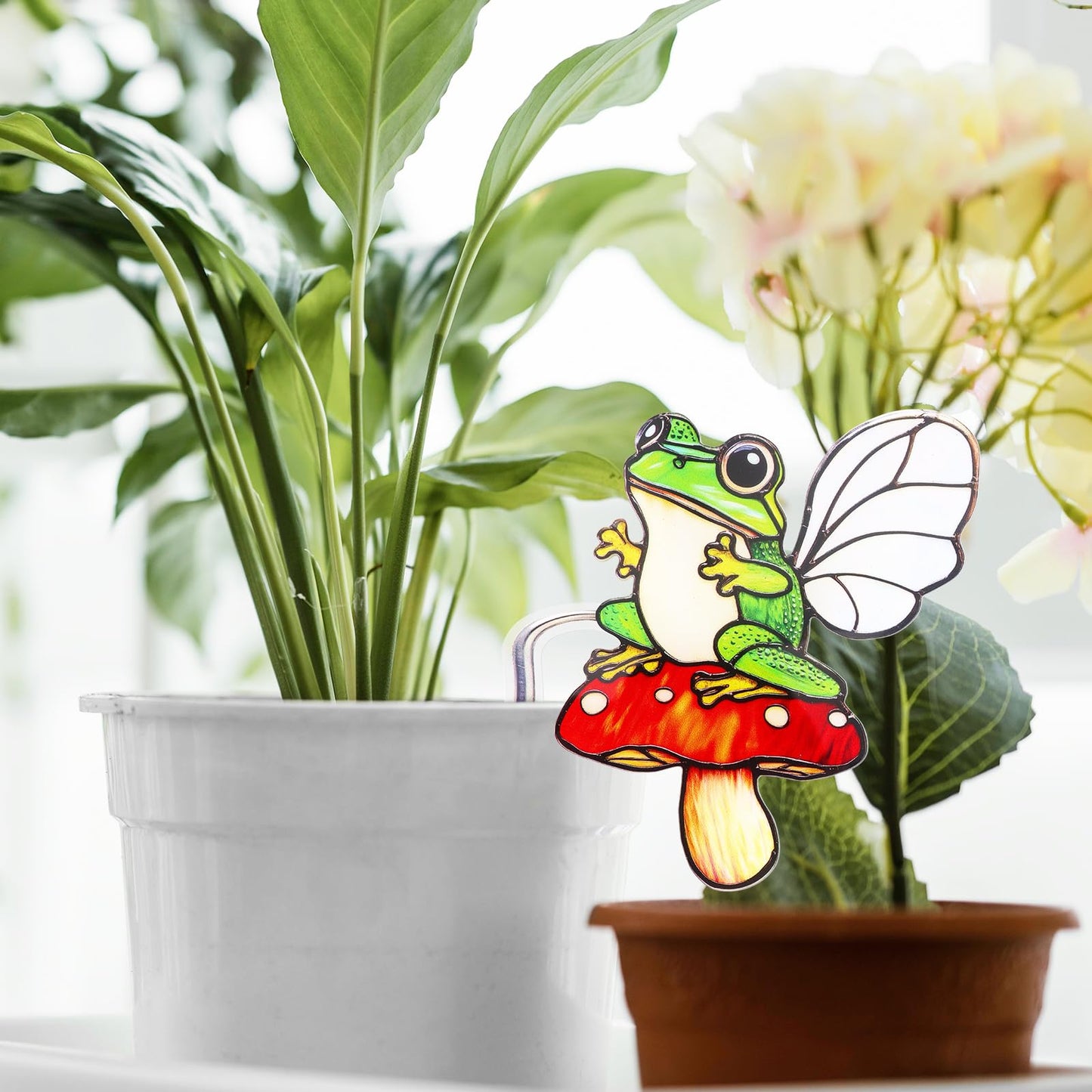 FBBP Frog Gifts for Women, Hanging Plant Planter for Indoor Outdoor Garden, Mothers Day Birthday Gifts for Mom Grandma from Daughter Son, Frog Lover Plant Pots Accessories