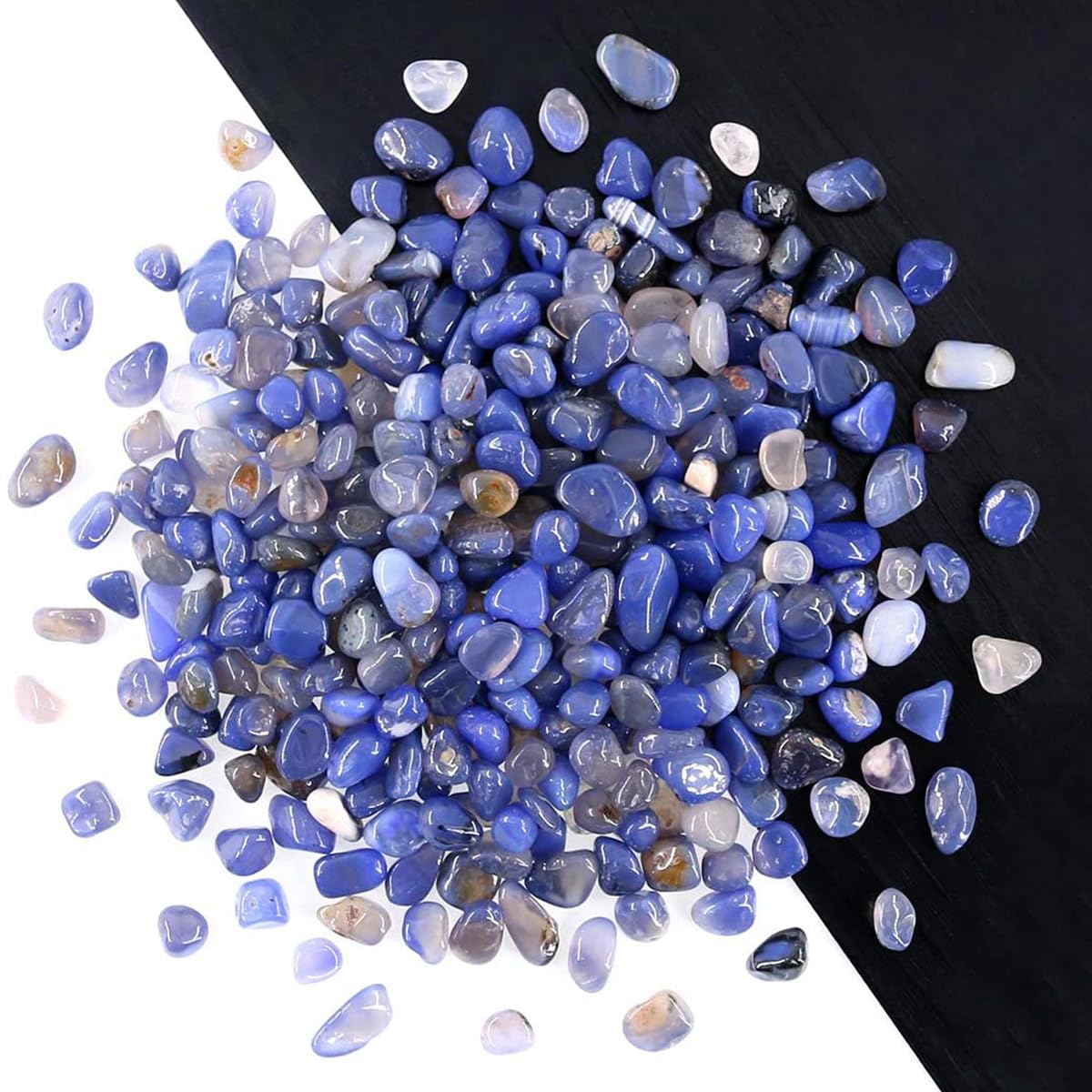 WAYBER Natural Blue Agate Pebbles, 1 Lb/460g Decorative Rocks Non-Toxic Crystal Stone Irregular Quartz Gemstone Crushed Pieces Tumbled Stone Chips for Jewelry Making/Home Decoration