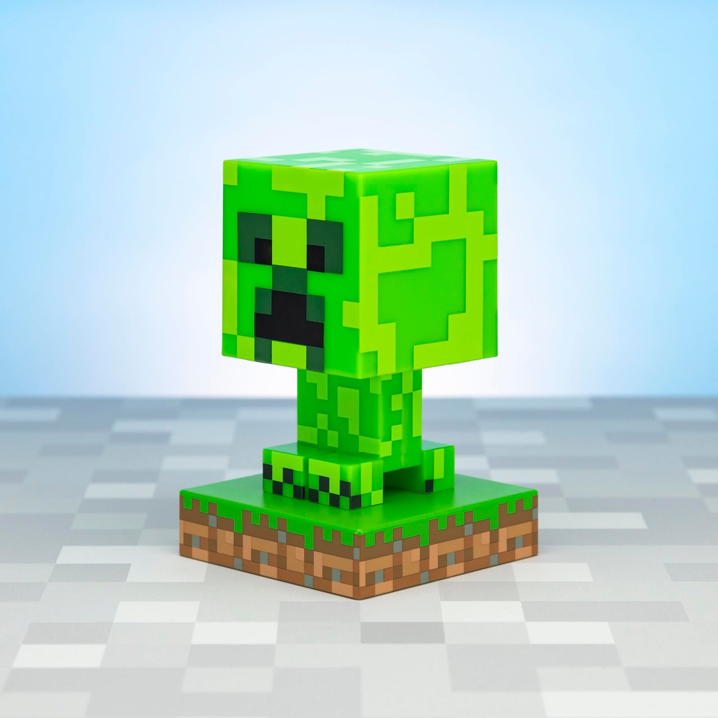 Minecraft Creeper Light, 3D Lamp - Officially Licensed Night Light - 12 cm Tall, Battery Powered, Gaming Room and Bedroom Decor for Minecraft Gamers | Paladone, Green