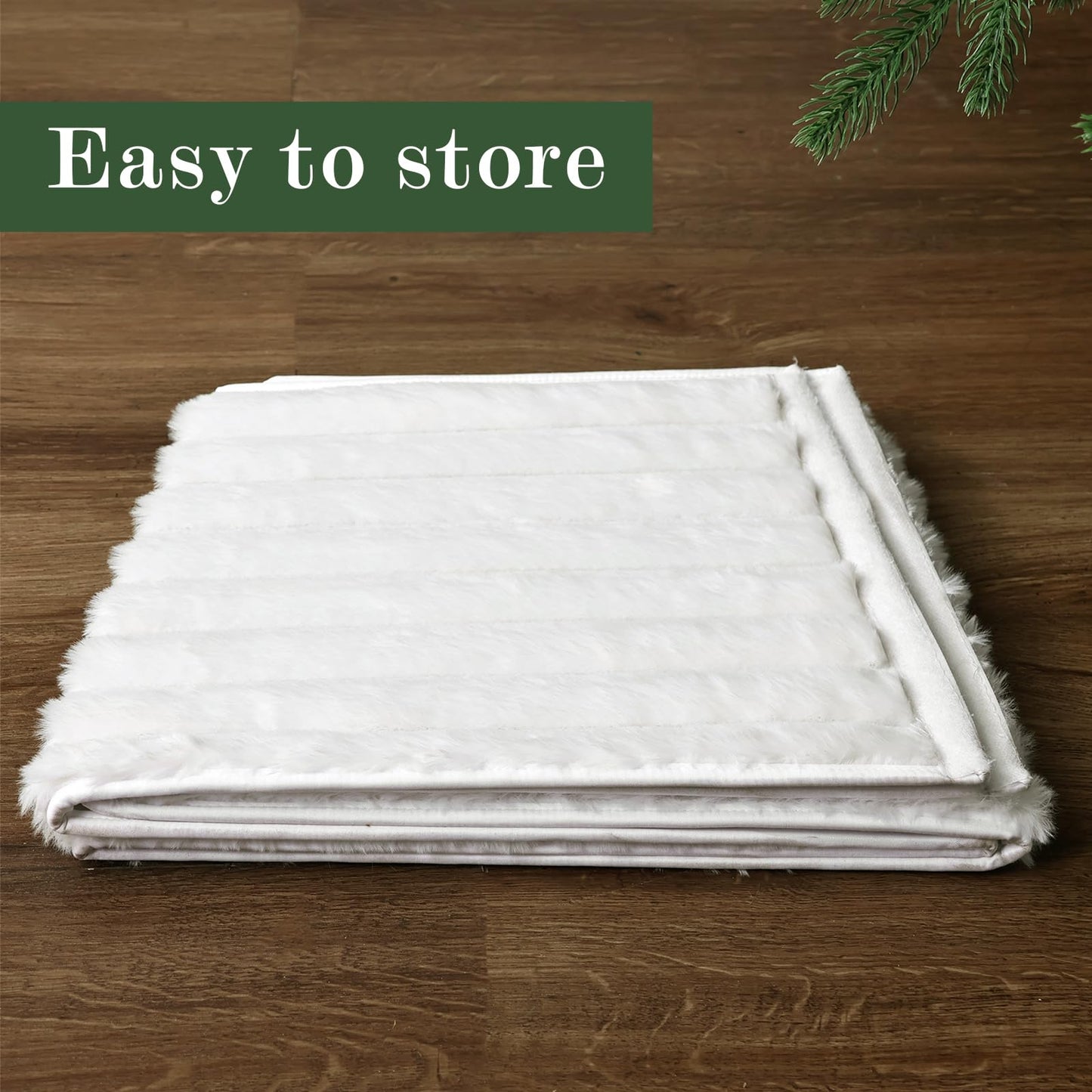 Christmas Tree Collar, 6 Panels Foldable White Luxury Plush Faux Fur Tree Ring, Thick Horizontal Stripe Textured Christmas Tree Base Cover, Soft Tree Skirt for Holiday Decorations Xmas Home Decor Boho